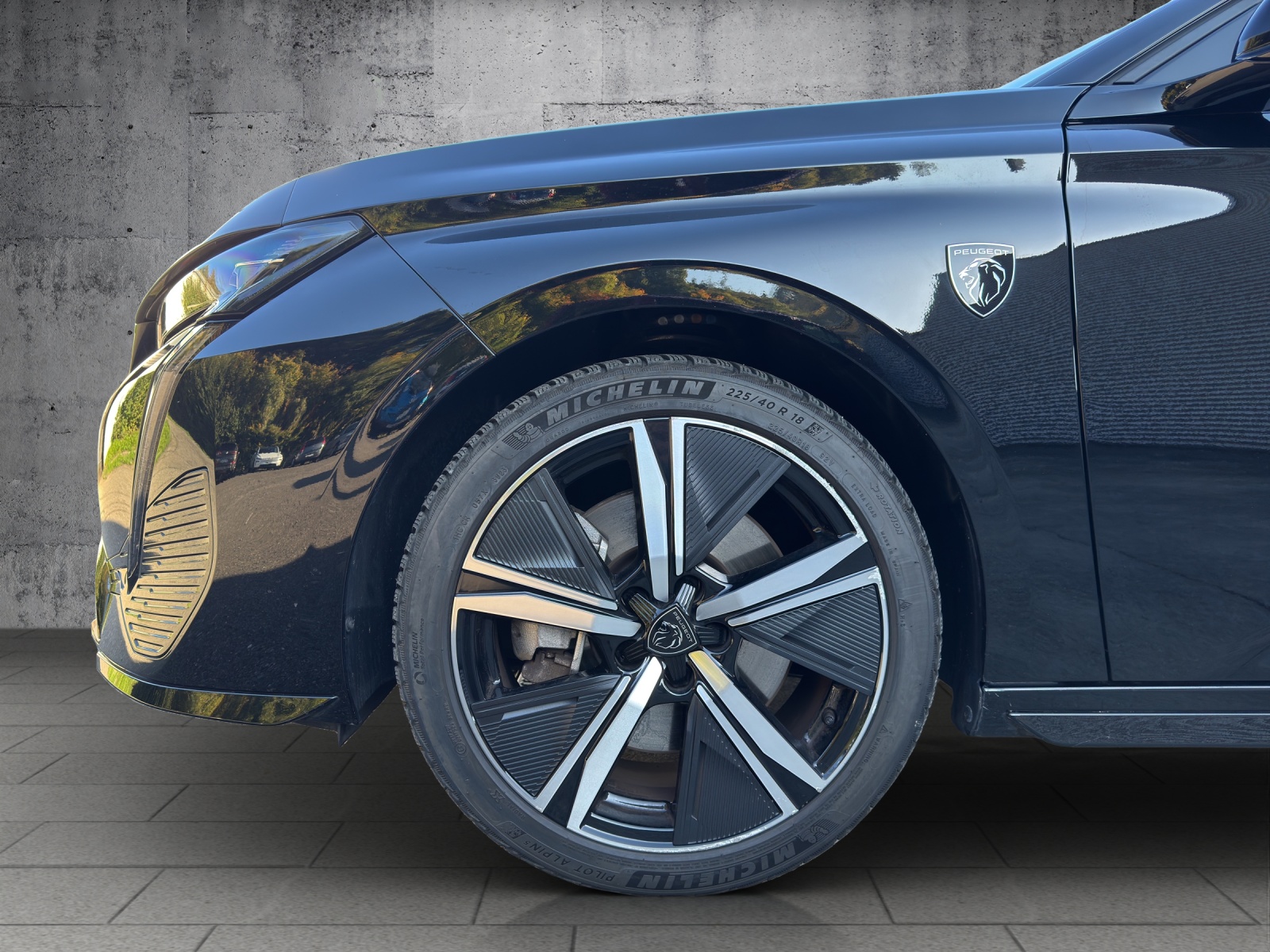 PEUGEOT 308 SW 1.6 PHEV 180 GT *PANO-DACH*-image-28