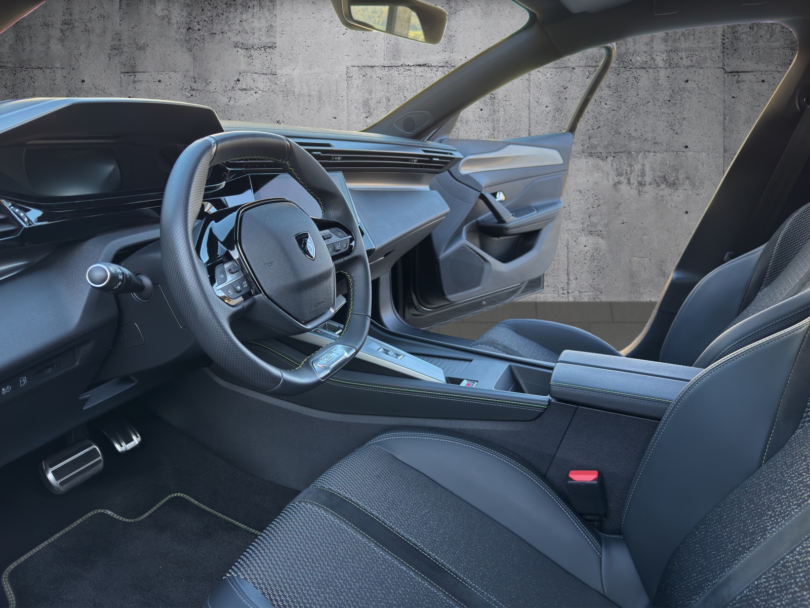 PEUGEOT 308 SW 1.6 PHEV 180 GT *PANO-DACH*-image-1