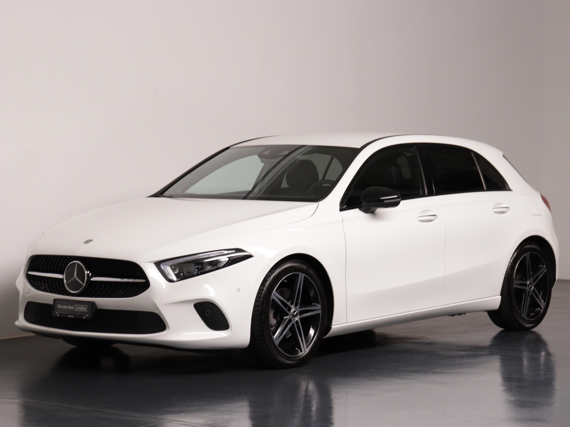 MERCEDES-BENZ A 180 Night Star-image-0