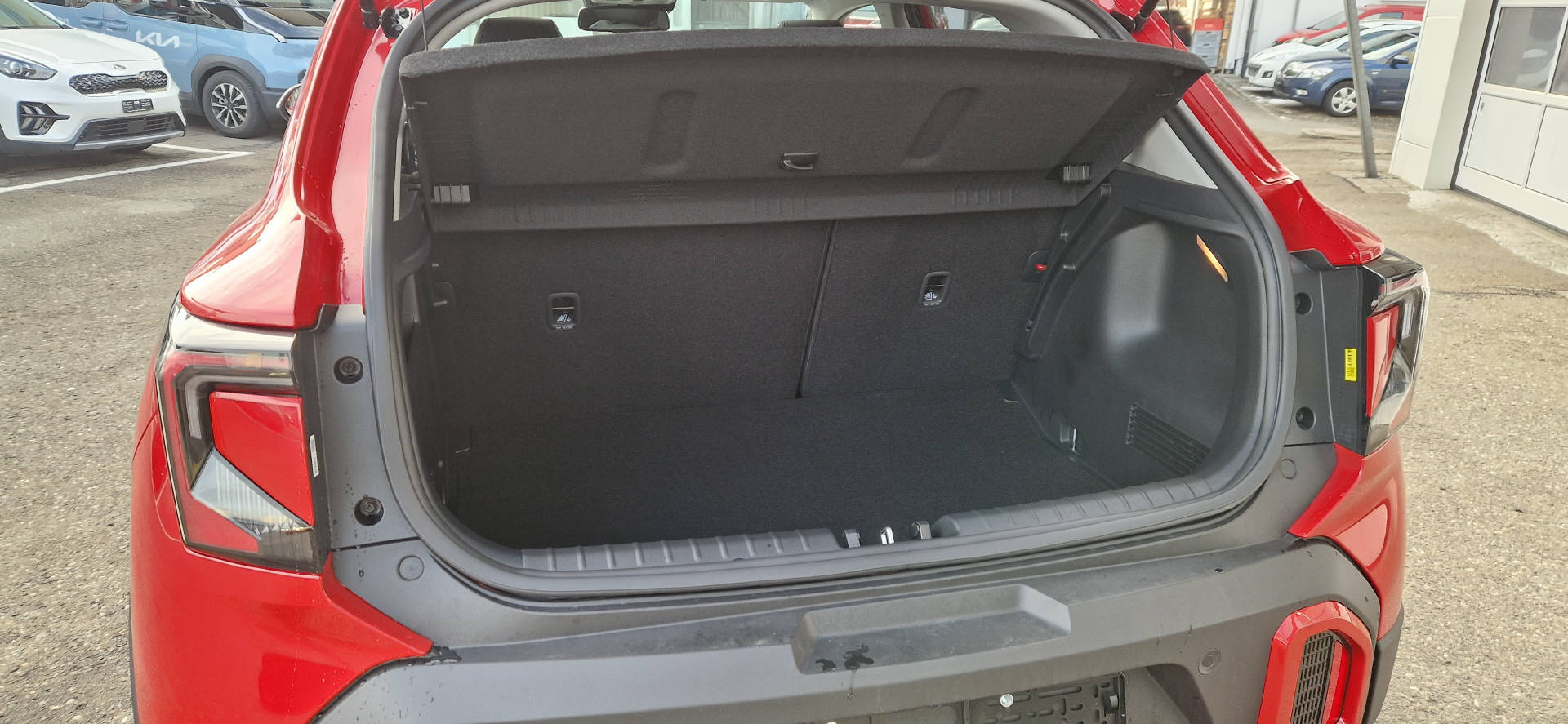 KIA Stonic 1.0 T-GDi MHEV GT-Line-image-12