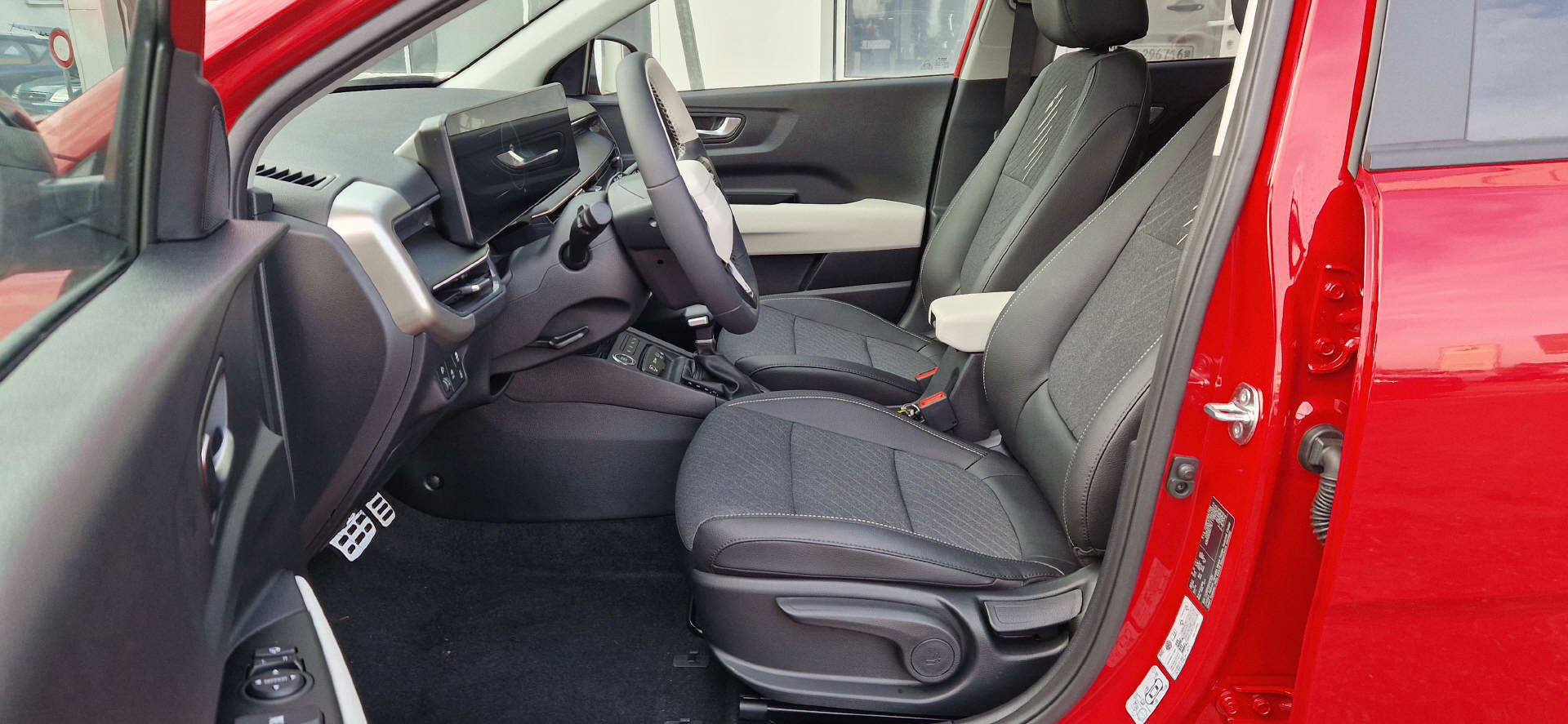 KIA Stonic 1.0 T-GDi MHEV GT-Line-image-3