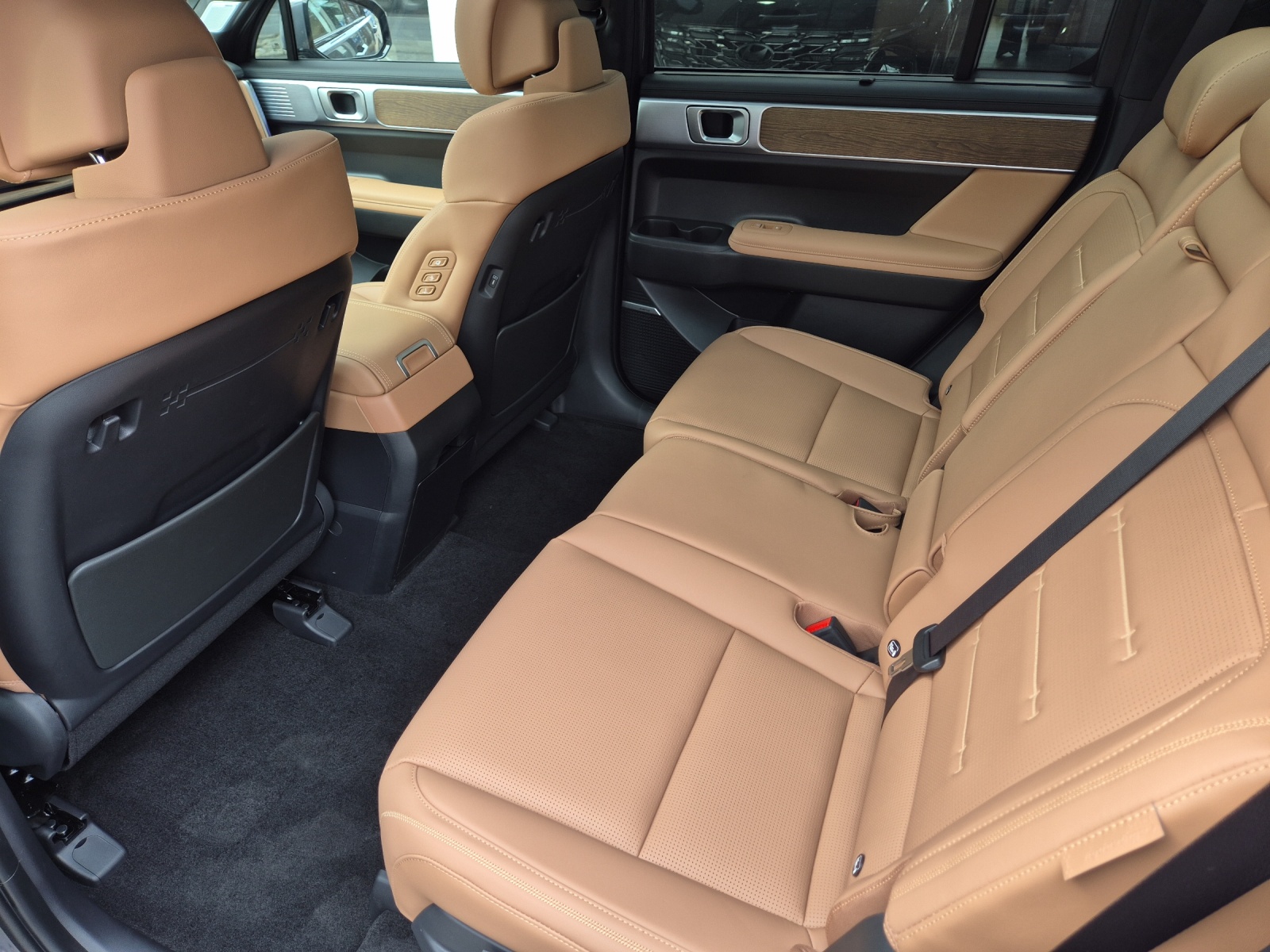 HYUNDAI Santa Fe 1.6 T-GDi HEV Calligraphy-image-8