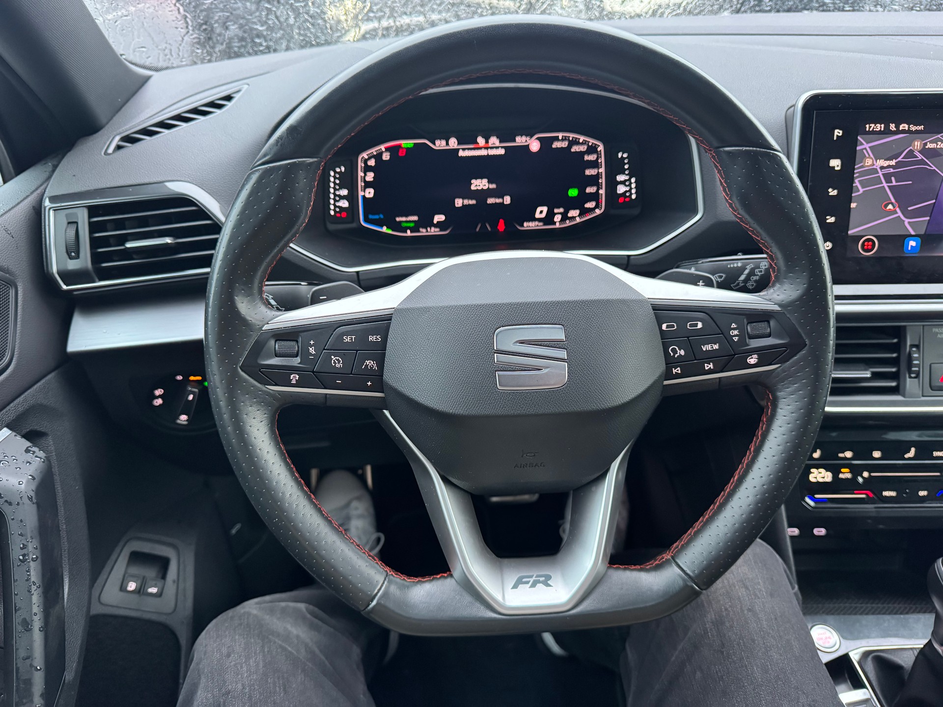 SEAT Tarraco 1.4 e-HYBRID DSG FR-image-10
