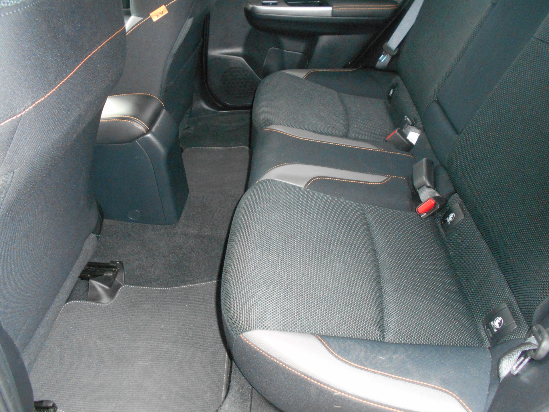 SUBARU XV 2.0 Swiss Two AWD-image-10
