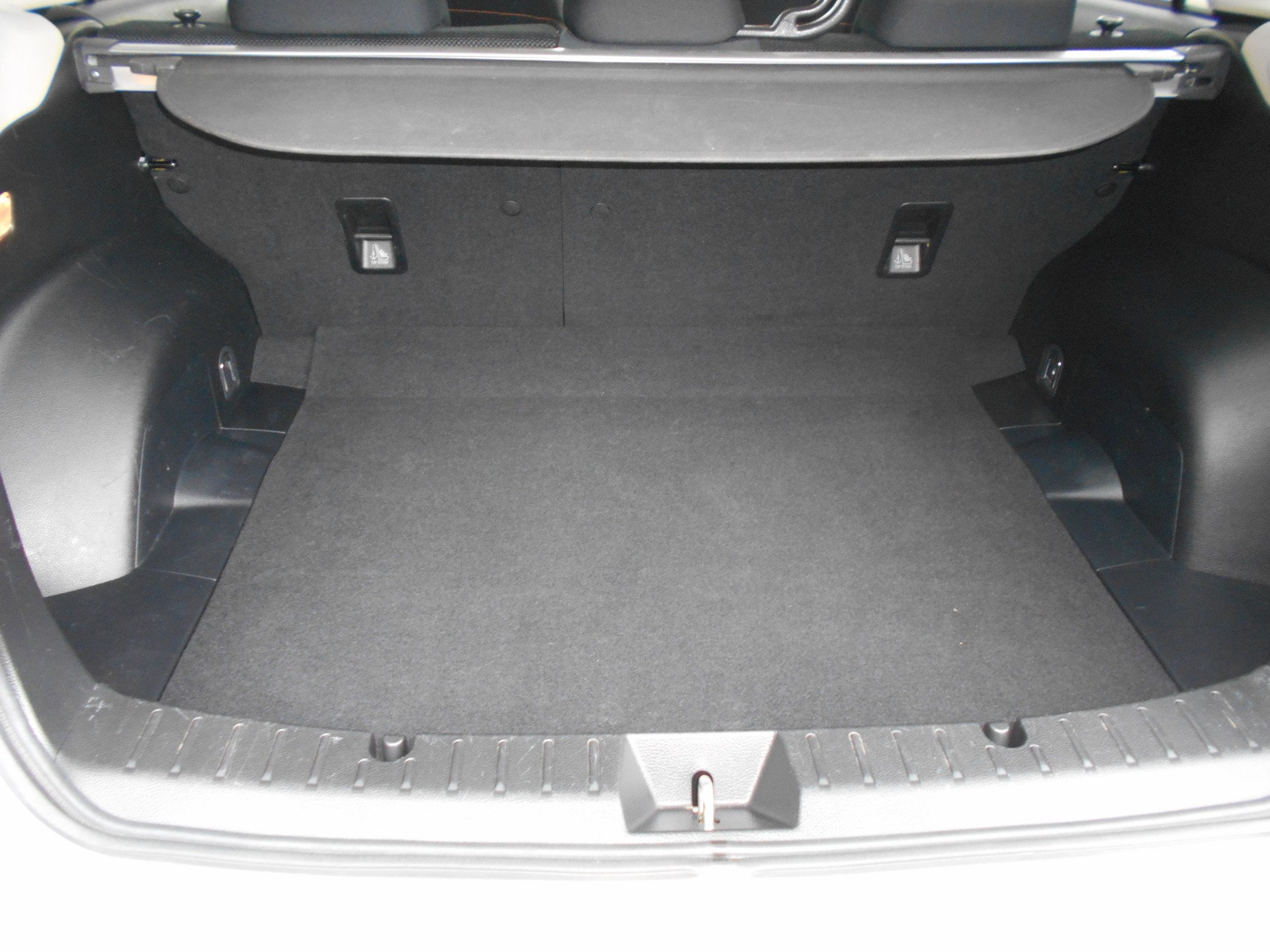 SUBARU XV 2.0 Swiss Two AWD-image-11