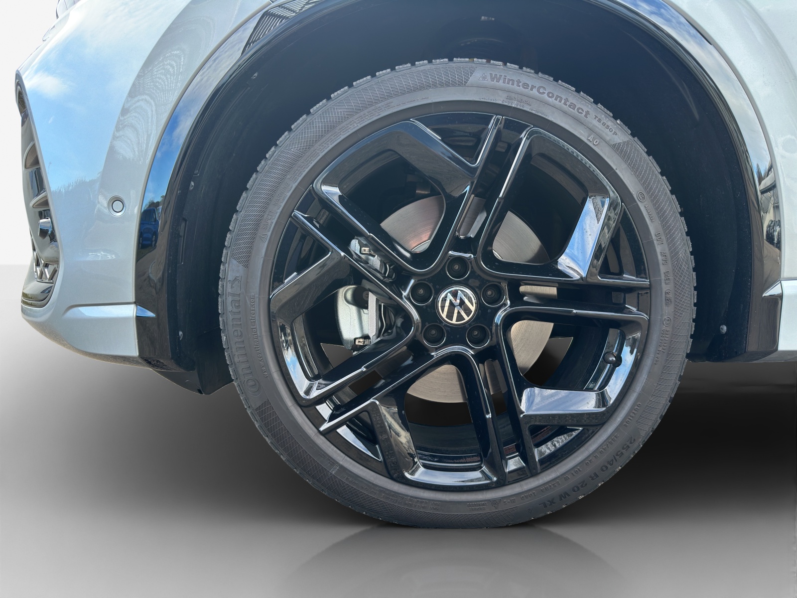 VW Tiguan 2.0 TSI DSG R-Line 4Motion-image-14