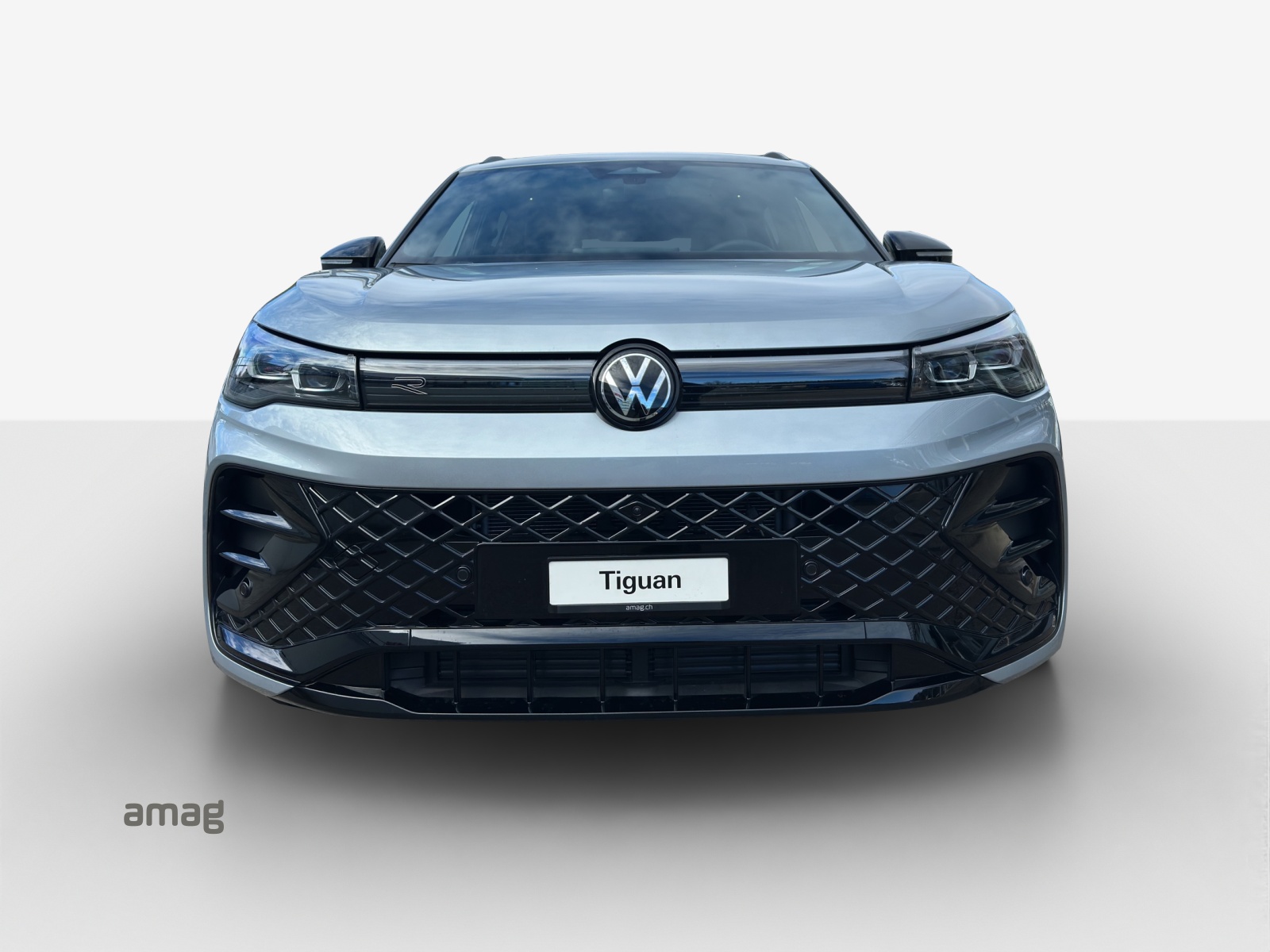 VW Tiguan 2.0 TSI DSG R-Line 4Motion-image-6