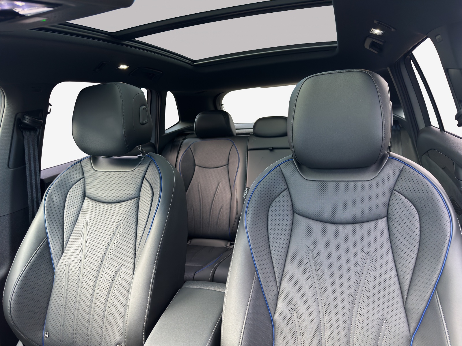 VW Tiguan 2.0 TSI DSG R-Line 4Motion-image-15