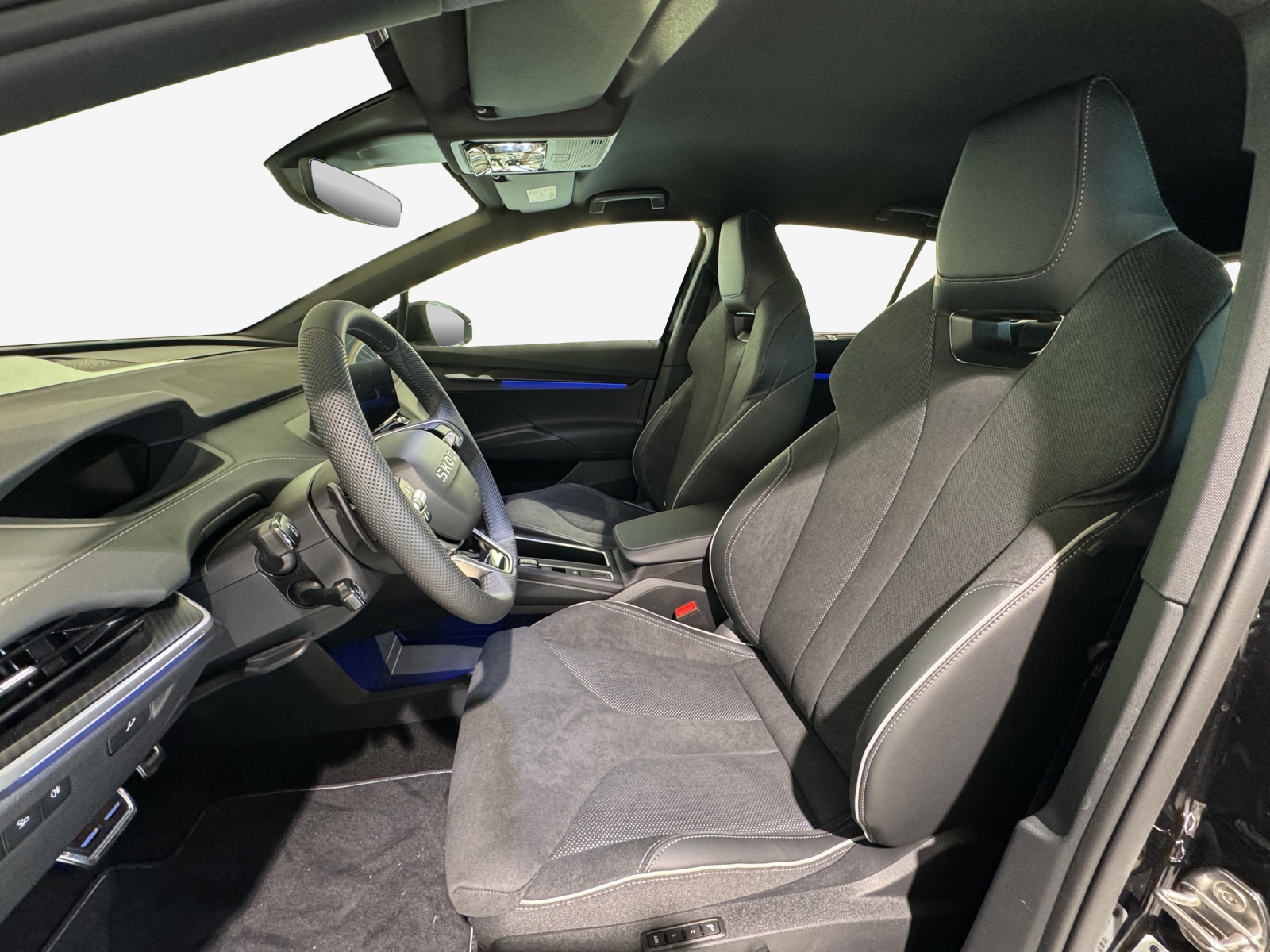 SKODA Enyaq 85x Sportline 4x4-image-7