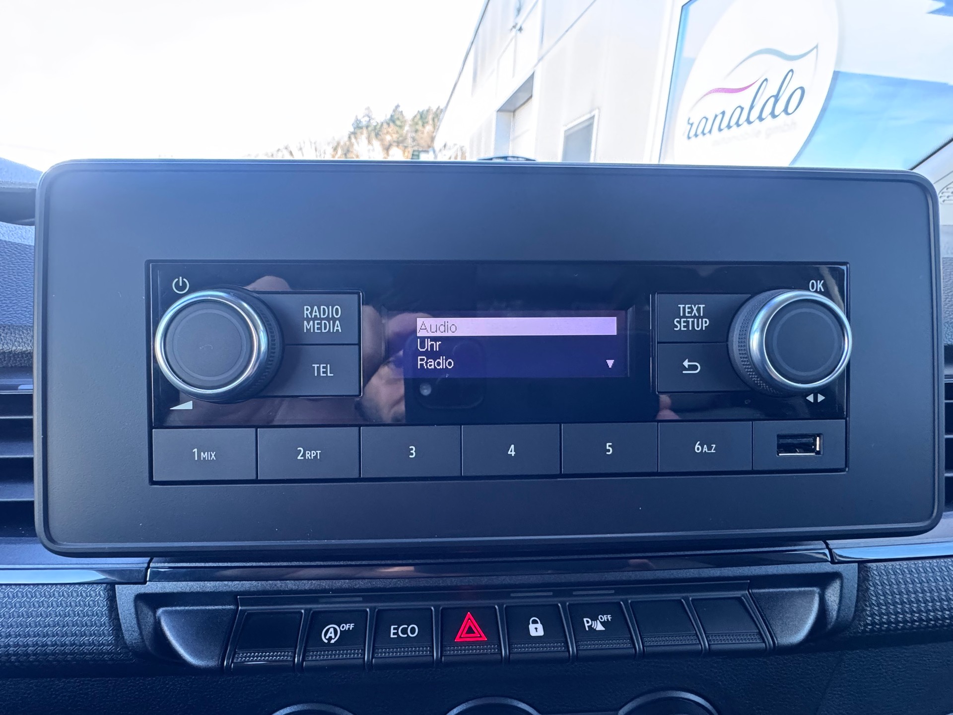 RENAULT Kangoo Van 1.5 dCi 95 PS Extra +3 Plätzer+Klima+Rückfahrkamera+Tempomat+Heckflügeltüren+Spurhalteassistent+469 Kg Nutzlast+-image-16