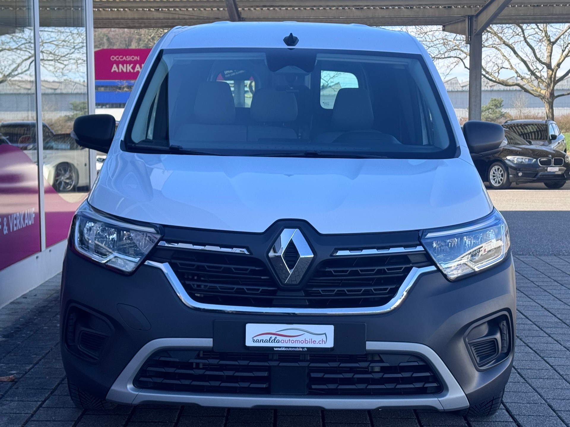 RENAULT Kangoo Van 1.5 dCi 95 PS Extra +3 Plätzer+Klima+Rückfahrkamera+Tempomat+Heckflügeltüren+Spurhalteassistent+469 Kg Nutzlast+-image-3