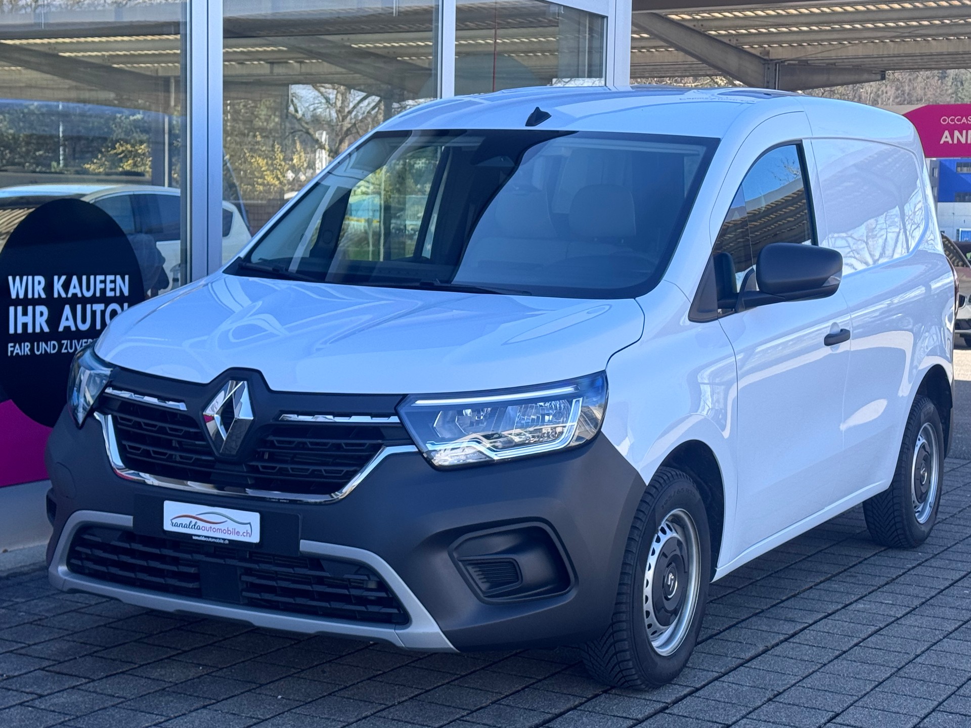 RENAULT Kangoo Van 1.5 dCi 95 PS Extra +3 Plätzer+Klima+Rückfahrkamera+Tempomat+Heckflügeltüren+Spurhalteassistent+469 Kg Nutzlast+-image-2