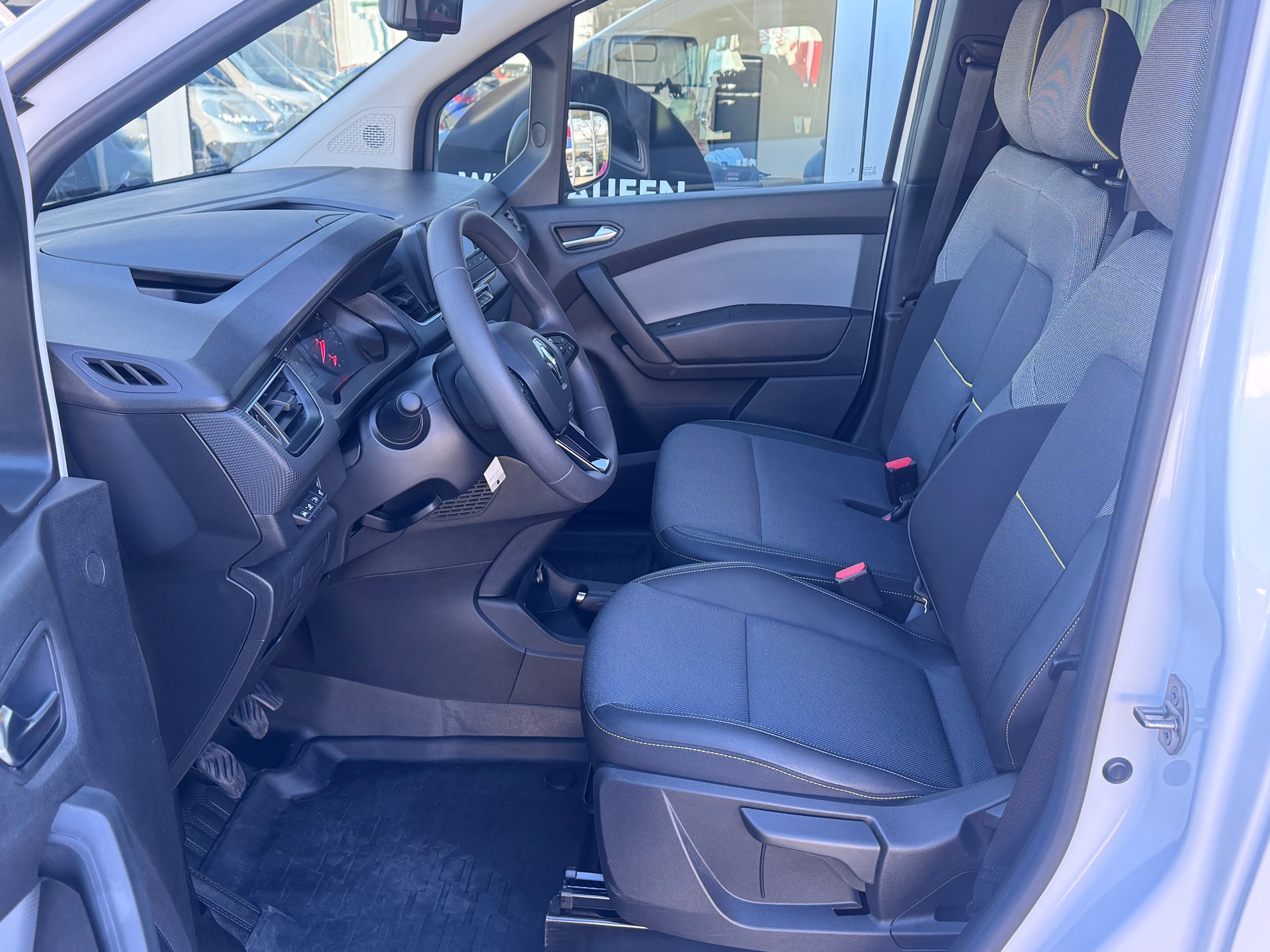 RENAULT Kangoo Van 1.5 dCi 95 PS Extra +3 Plätzer+Klima+Rückfahrkamera+Tempomat+Heckflügeltüren+Spurhalteassistent+469 Kg Nutzlast+-image-8