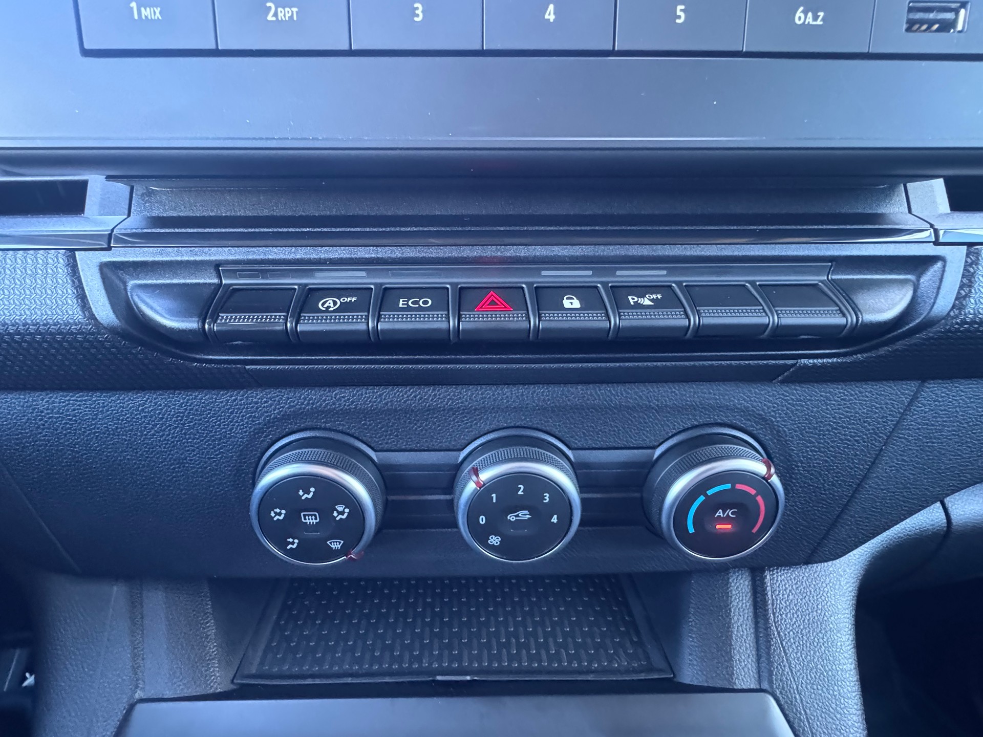 RENAULT Kangoo Van 1.5 dCi 95 PS Extra +3 Plätzer+Klima+Rückfahrkamera+Tempomat+Heckflügeltüren+Spurhalteassistent+469 Kg Nutzlast+-image-14
