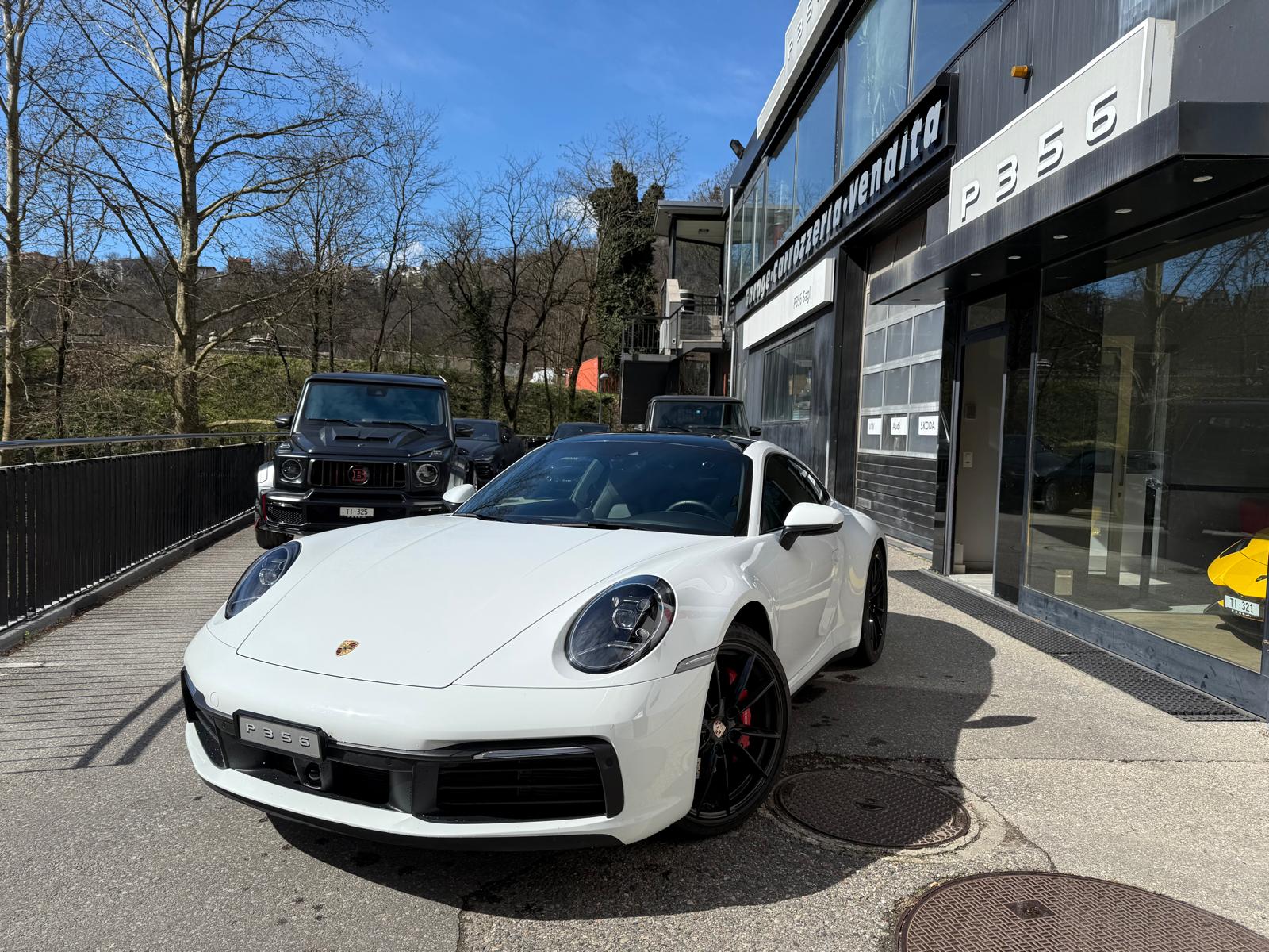 PORSCHE 911 Carrera 4S PDK-image-0