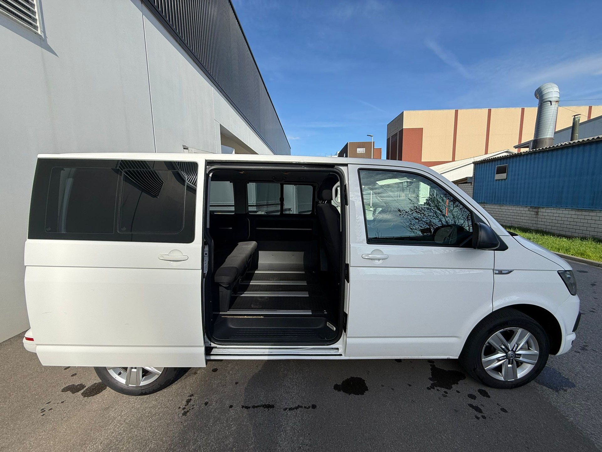 VW T6 Multivan 2.0 Bi-TDI Comfortline 4Motion DSG-image-11