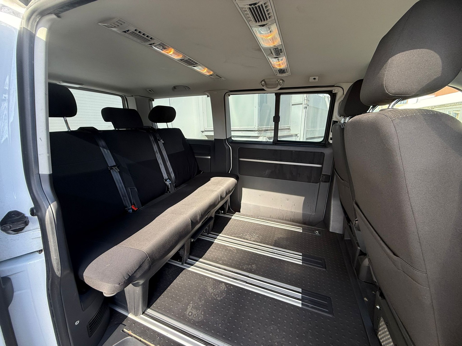 VW T6 Multivan 2.0 Bi-TDI Comfortline 4Motion DSG-image-10
