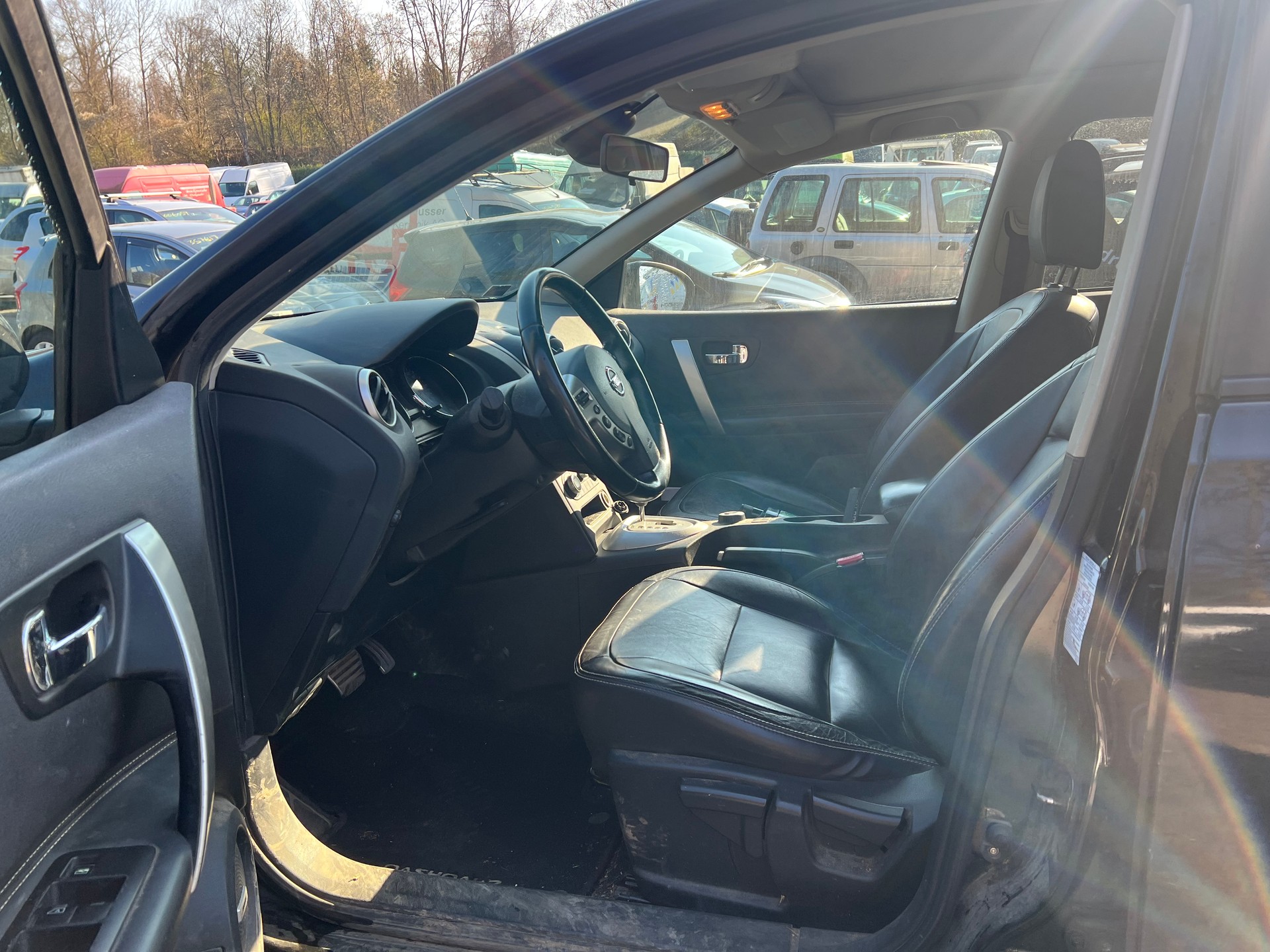 NISSAN Qashqai +2 2.0 dCi 4WD tekna Automatic-image-5