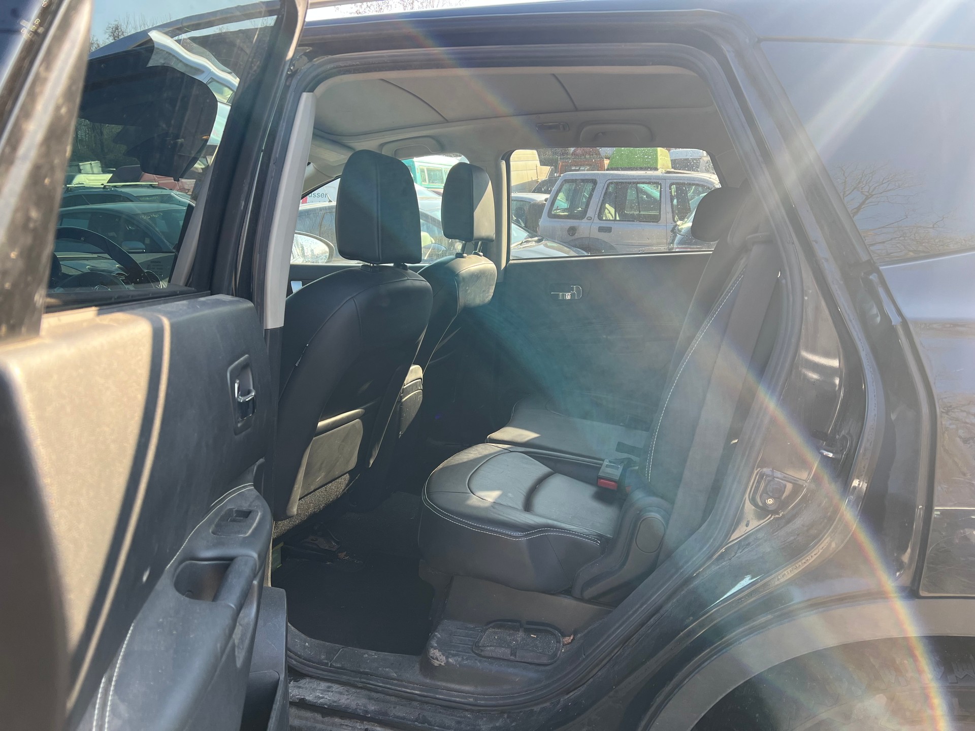 NISSAN Qashqai +2 2.0 dCi 4WD tekna Automatic-image-4
