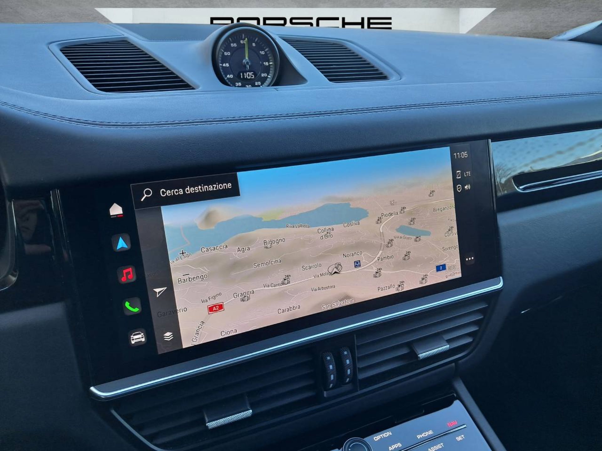 PORSCHE Cayenne E-Hybrid (MY22)-image-21