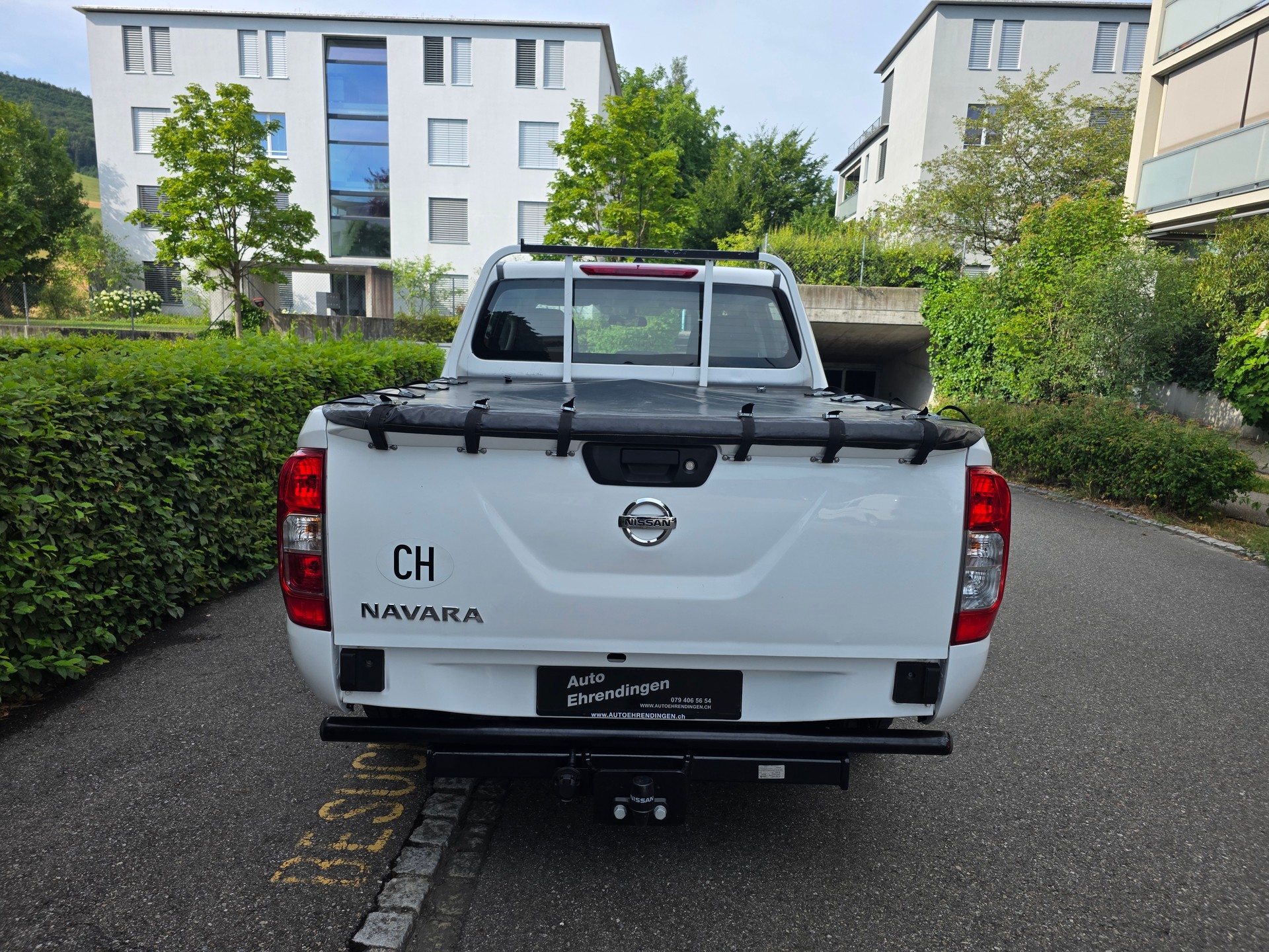 NISSAN Navara Double Cab Visia 2.3 dCi 4WD-image-5