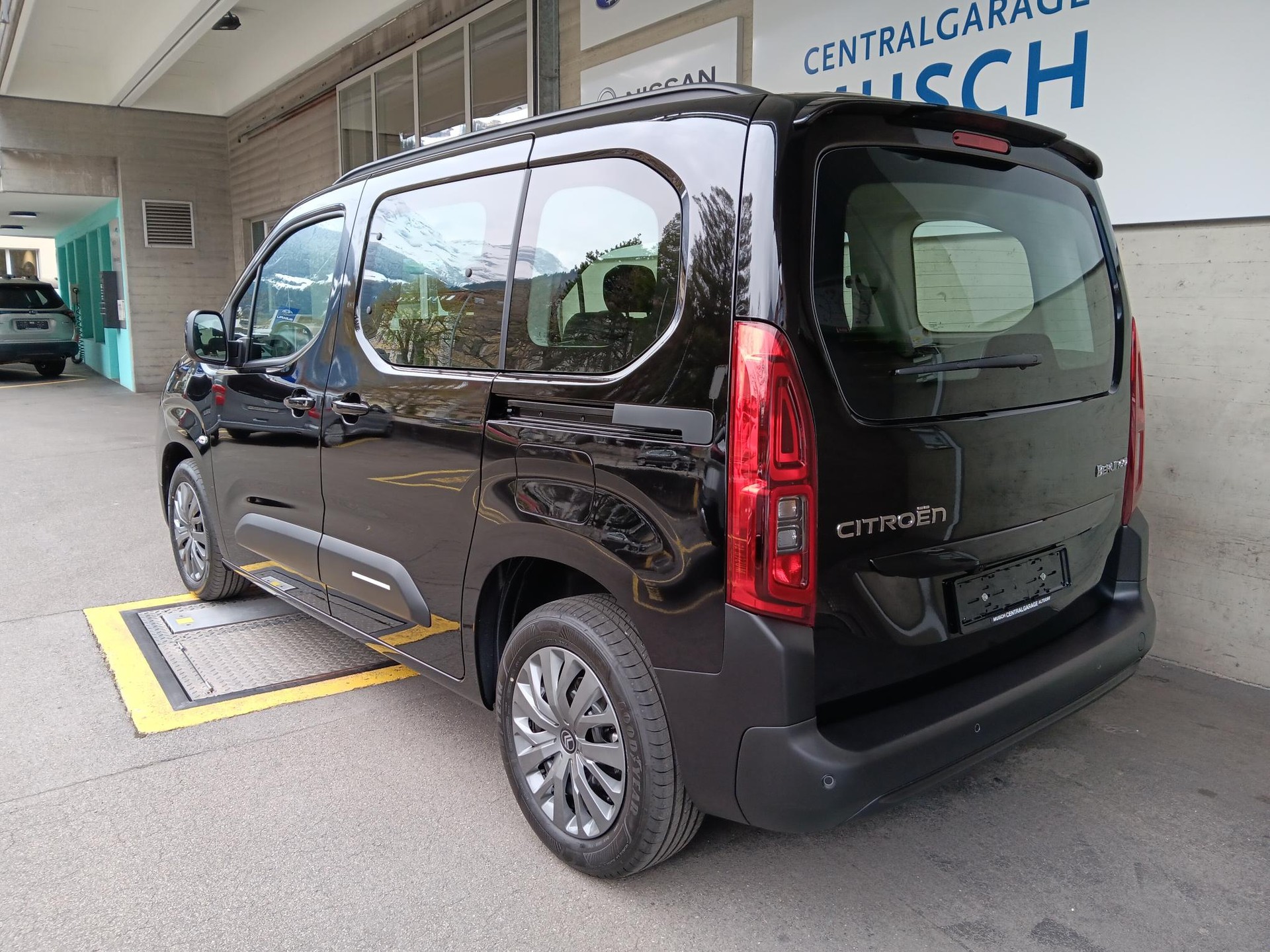 CITROEN Tonic-showroom-element-3