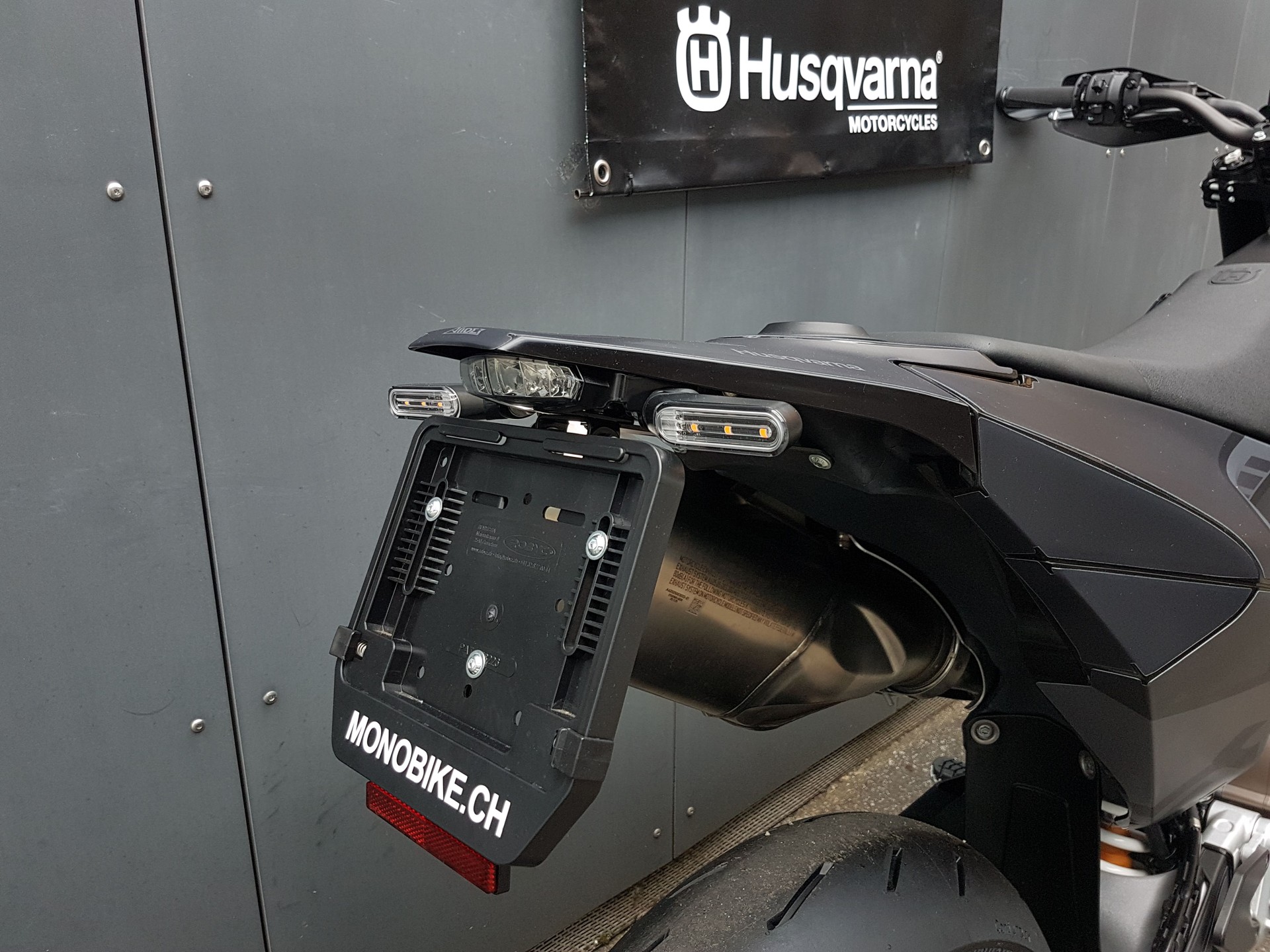 HUSQVARNA 701 Supermoto (35kW)-image-4