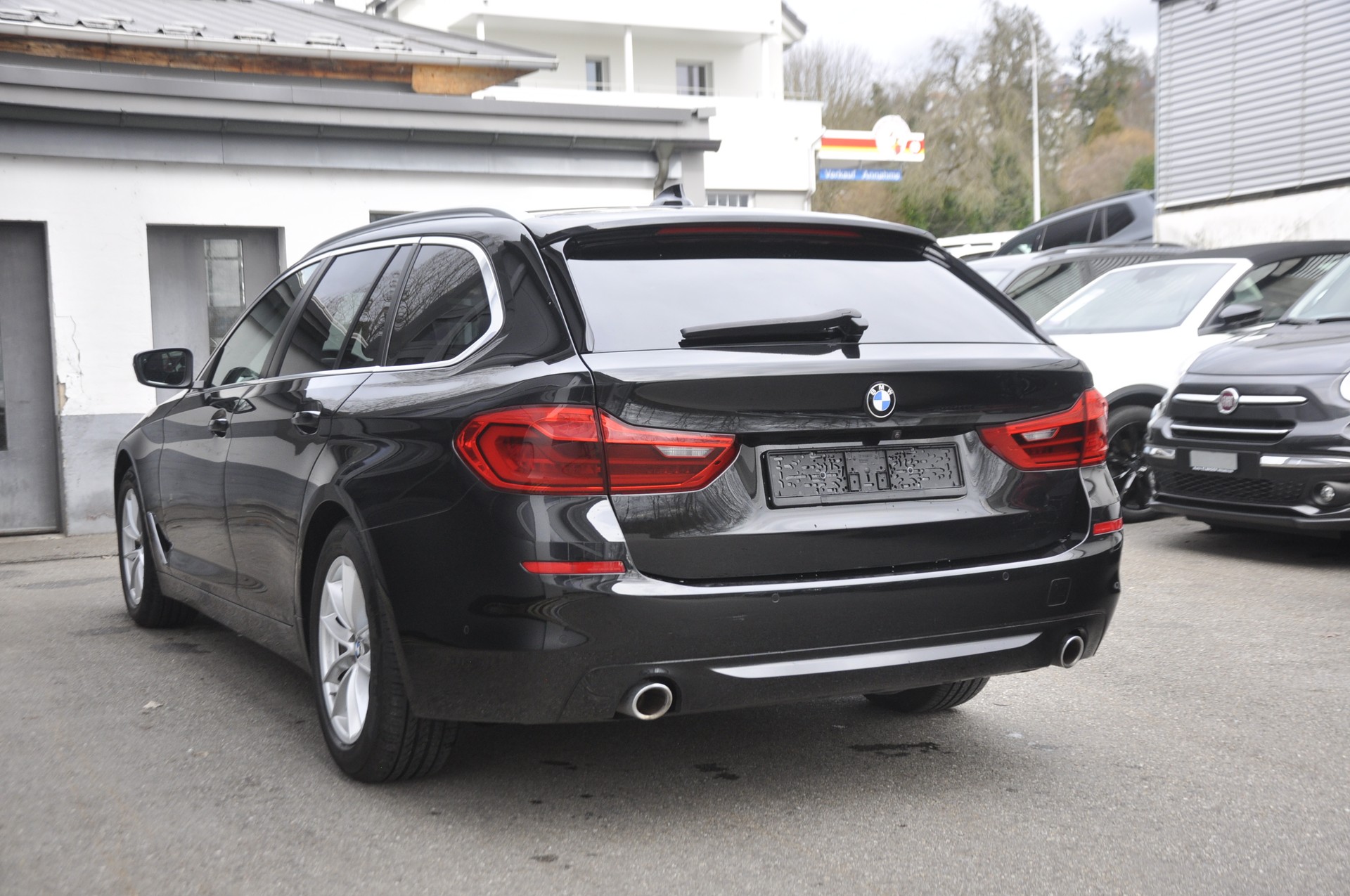 BMW 520d xDrive Touring Steptronic-image-15