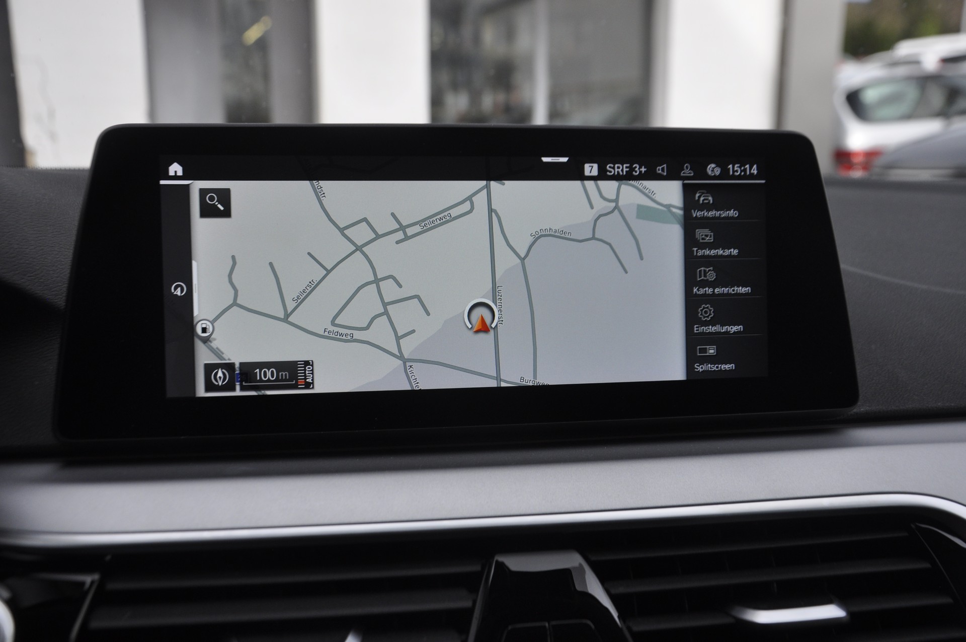 BMW 520d xDrive Touring Steptronic-image-11