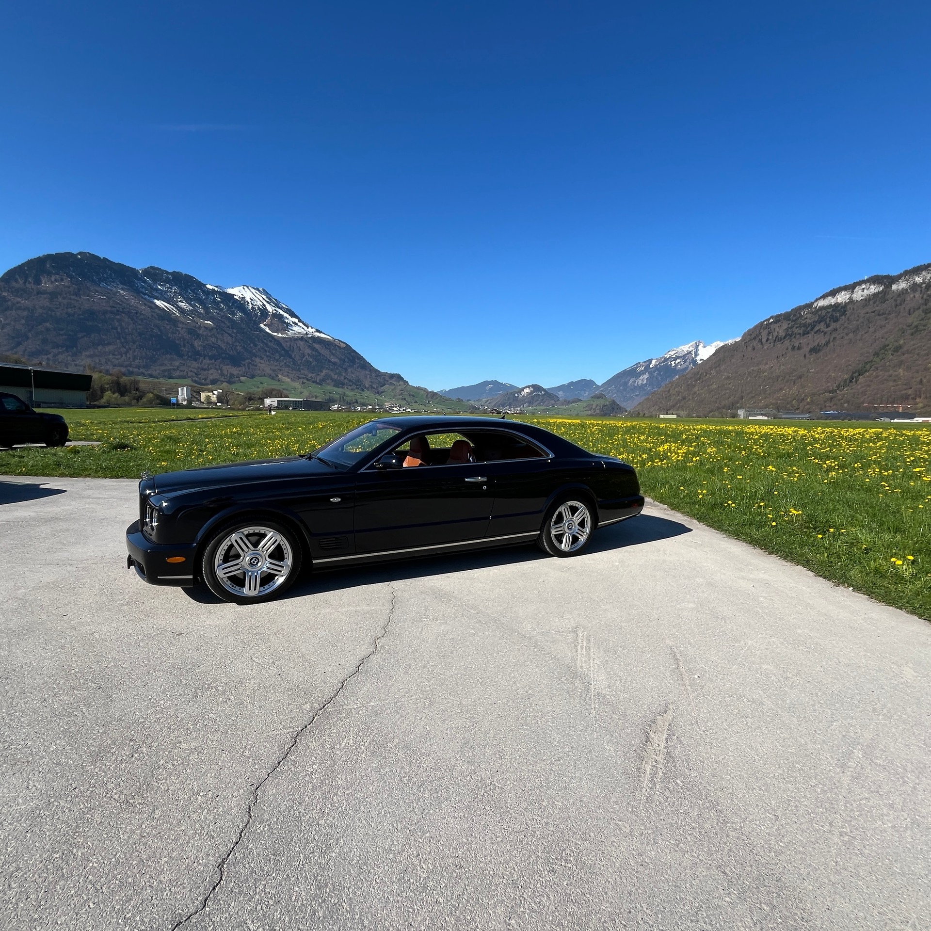 BENTLEY Brooklands-image-1