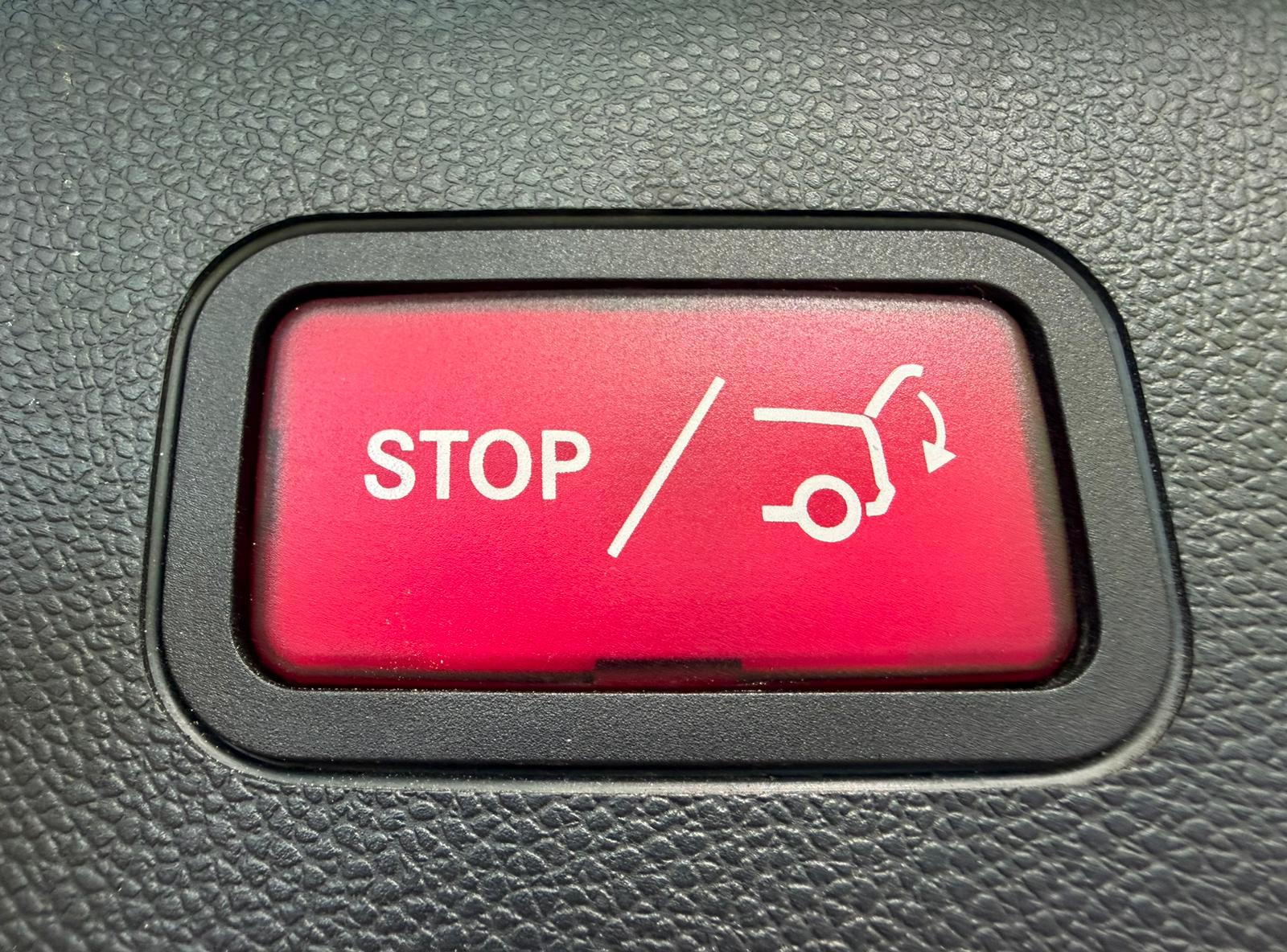 MERCEDES-BENZ E 200 BlueTEC Avantgarde 7G-Tronic-image-14