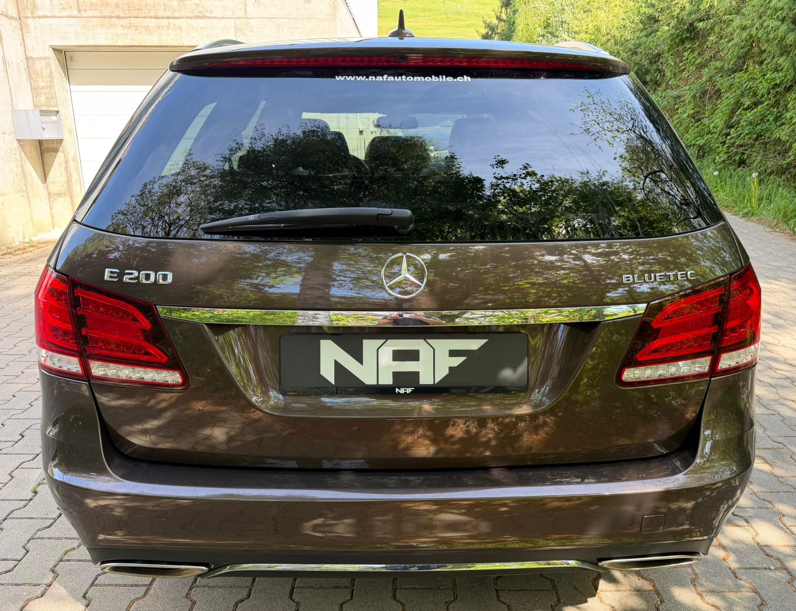 MERCEDES-BENZ E 200 BlueTEC Avantgarde 7G-Tronic-image-3