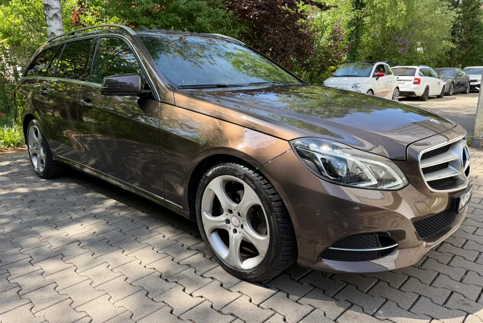 MERCEDES-BENZ E 200 BlueTEC Avantgarde 7G-Tronic-image-6