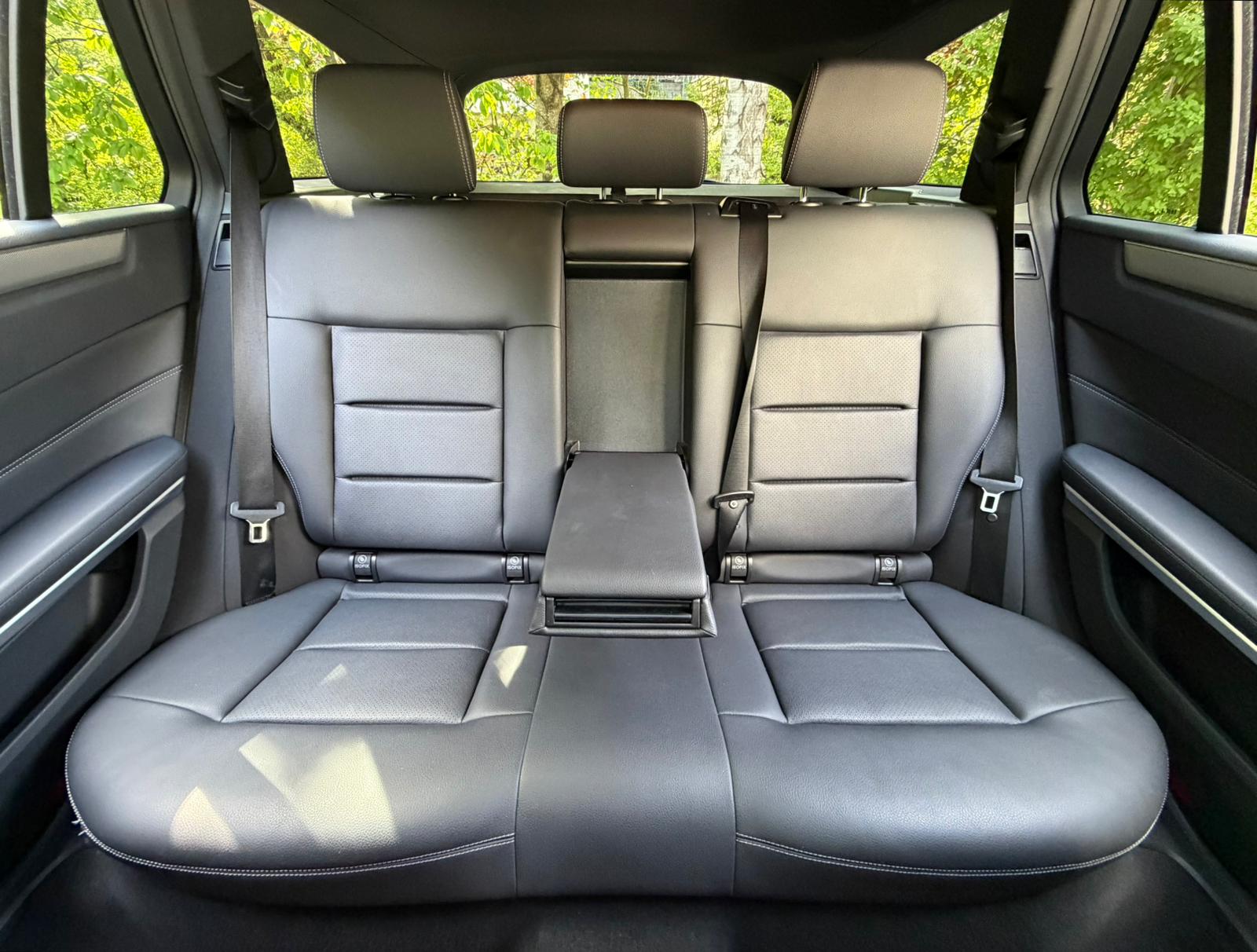 MERCEDES-BENZ E 200 BlueTEC Avantgarde 7G-Tronic-image-19