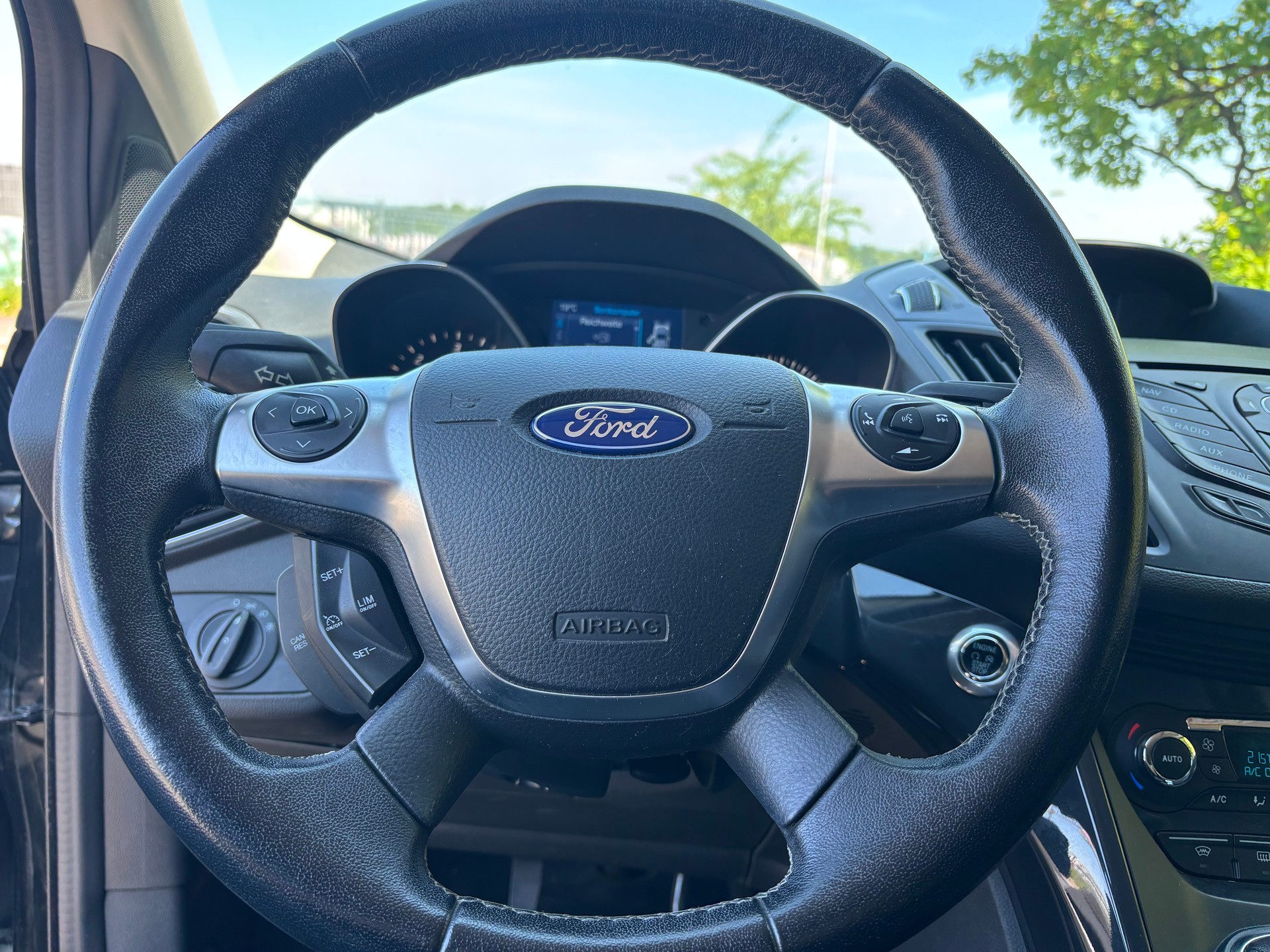 FORD Kuga 2.0 TDCi Titanium S 4WD-image-8