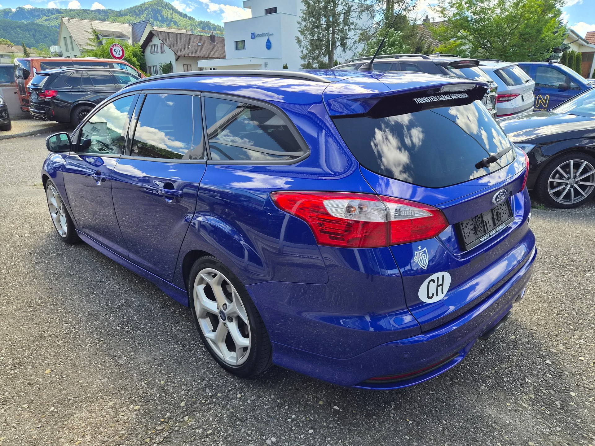 FORD Focus 2.0 SCTi ST-1-image-3