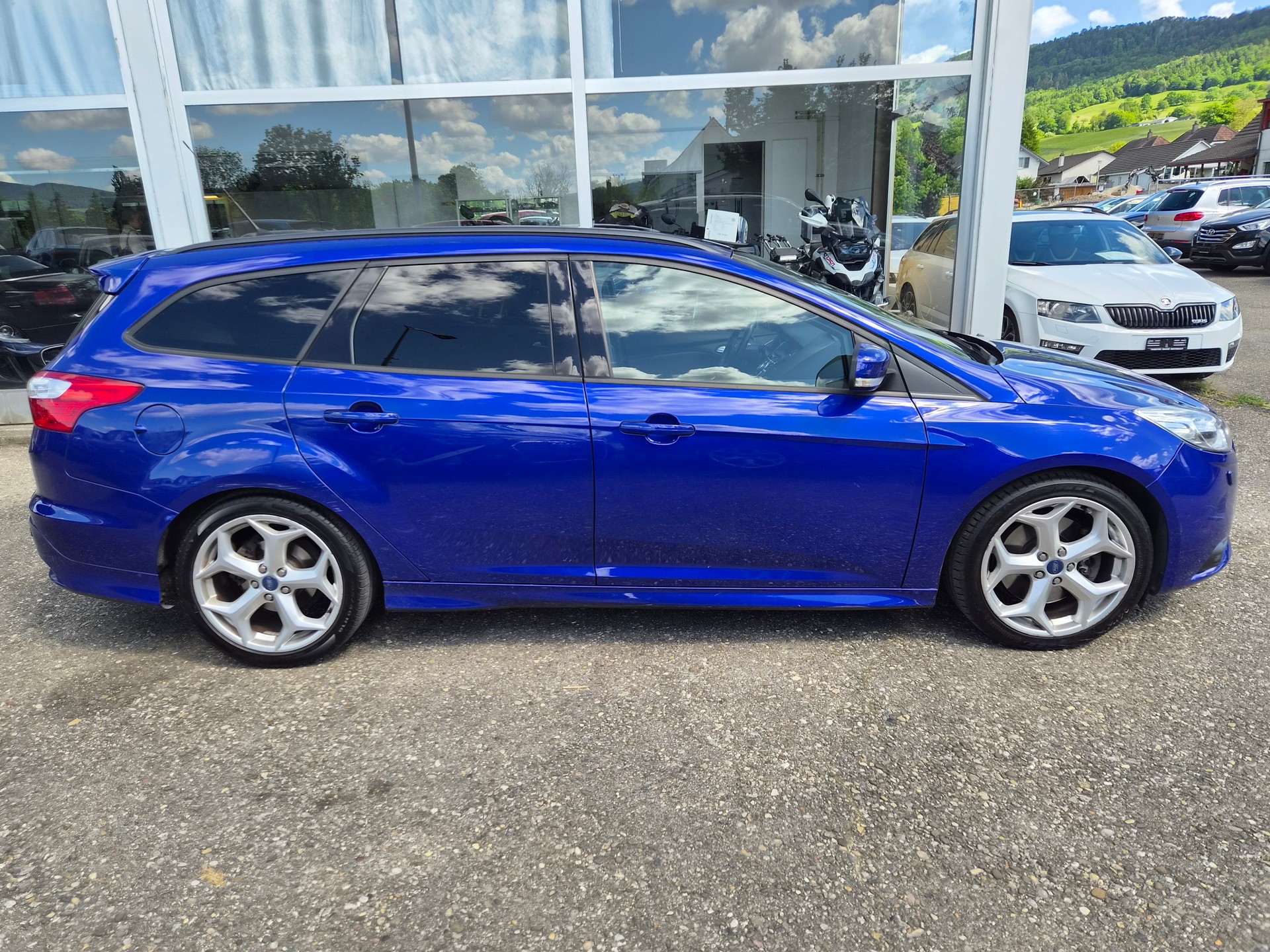 FORD Focus 2.0 SCTi ST-1-image-6