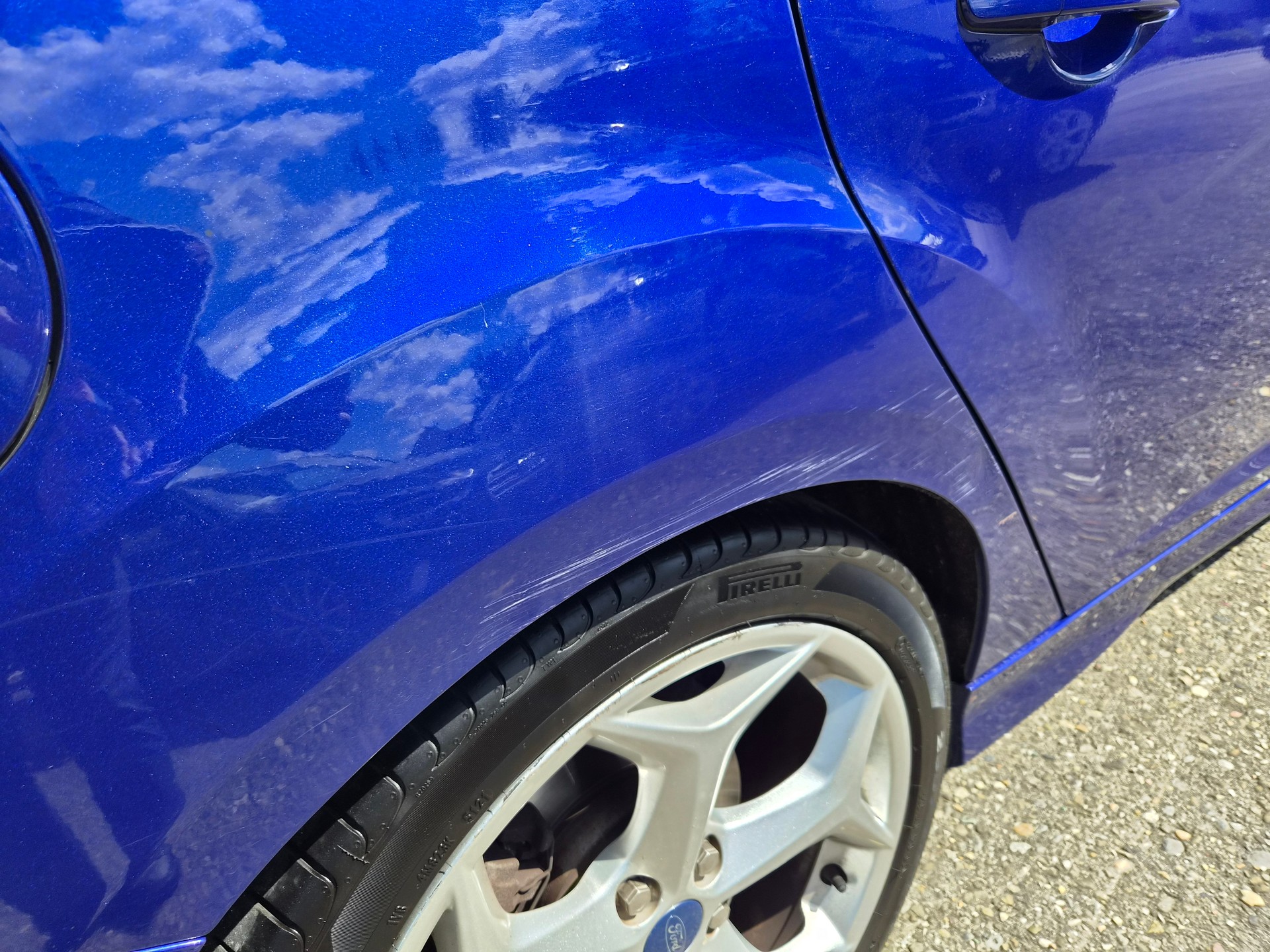 FORD Focus 2.0 SCTi ST-1-image-23