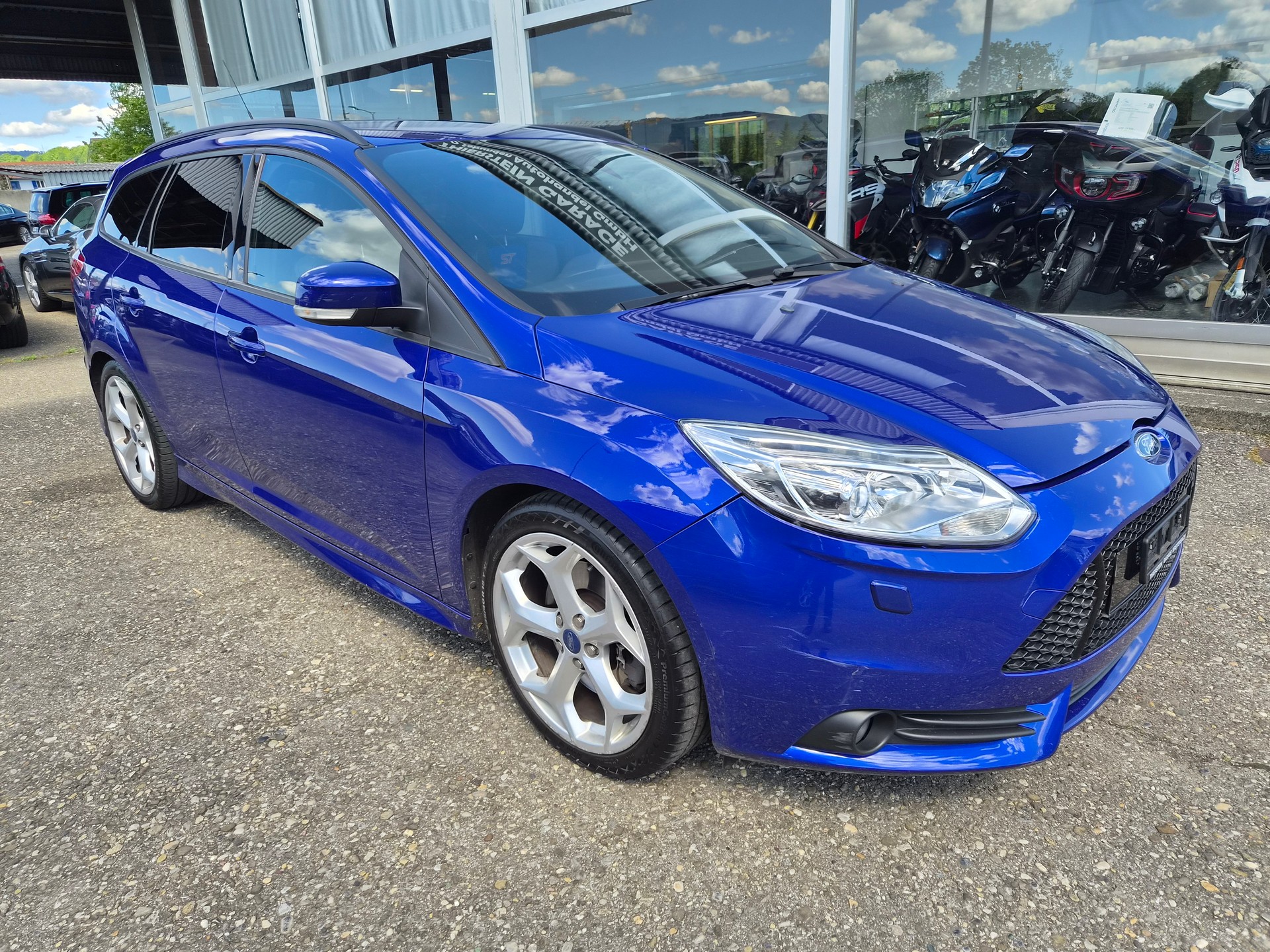 FORD Focus 2.0 SCTi ST-1-image-0