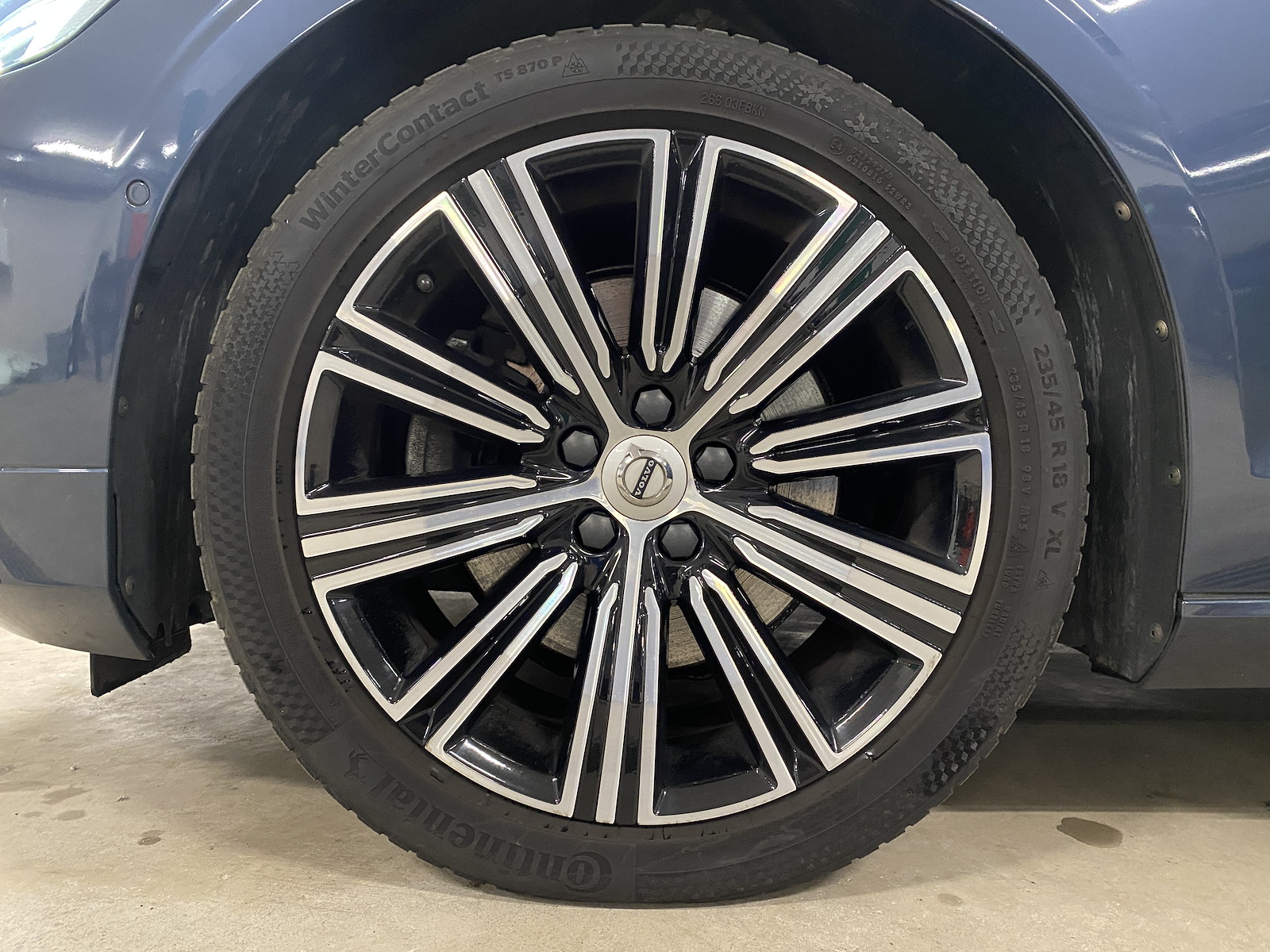 VOLVO V60 2.0 B4 Inscription-image-14