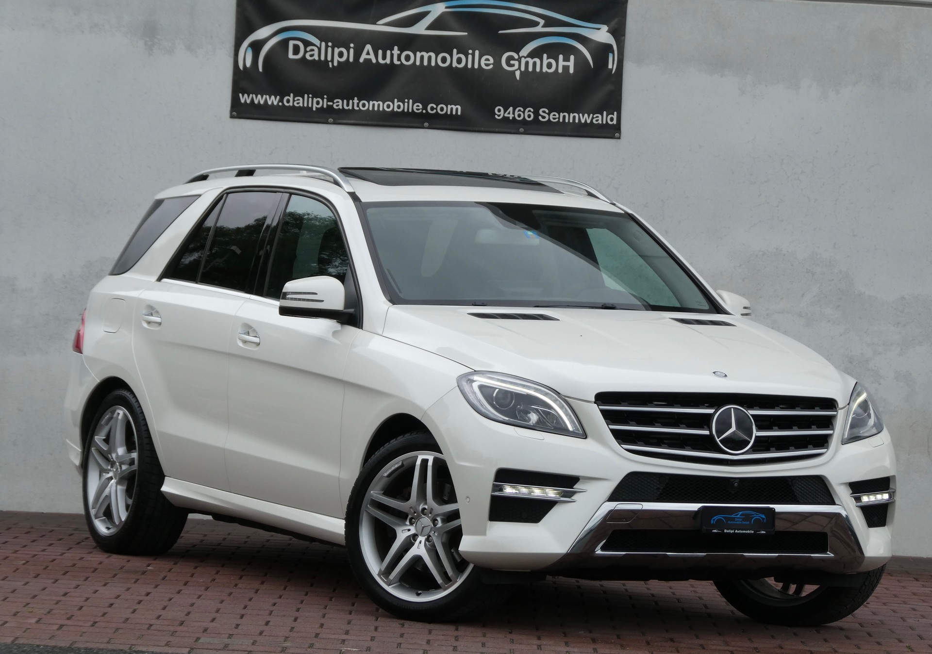 MERCEDES-BENZ ML 350 BlueTEC 4Matic 7G-Tronic (CH)-showroom-element-1