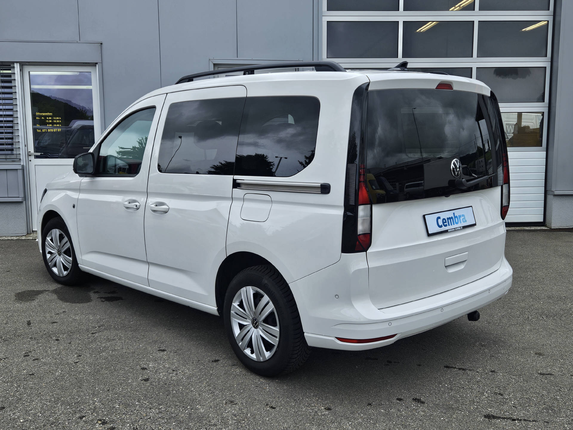 VW Caddy 2.0 TDI 122 Liberty DSG * 5- Plätzer *-image-8
