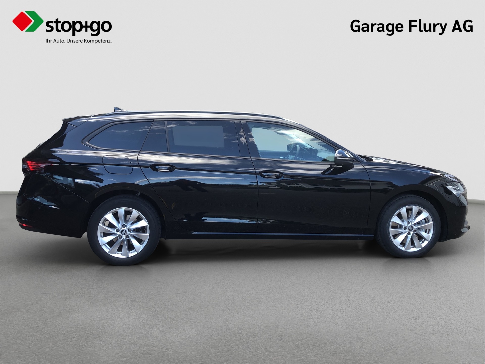 SKODA Superb Combi 1.5 TSI PHEV Selection DSG-image-6