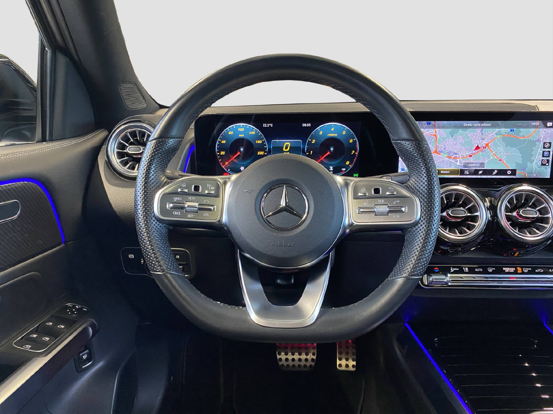 MERCEDES-BENZ GLB 250 AMG Line 4MATIC-image-9