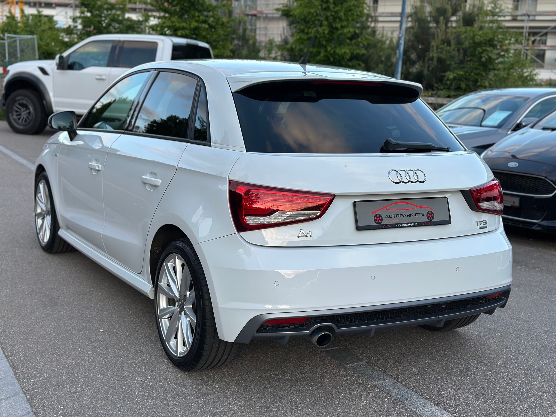 AUDI A1 Sportback 1.0 TFSI Sport-image-5