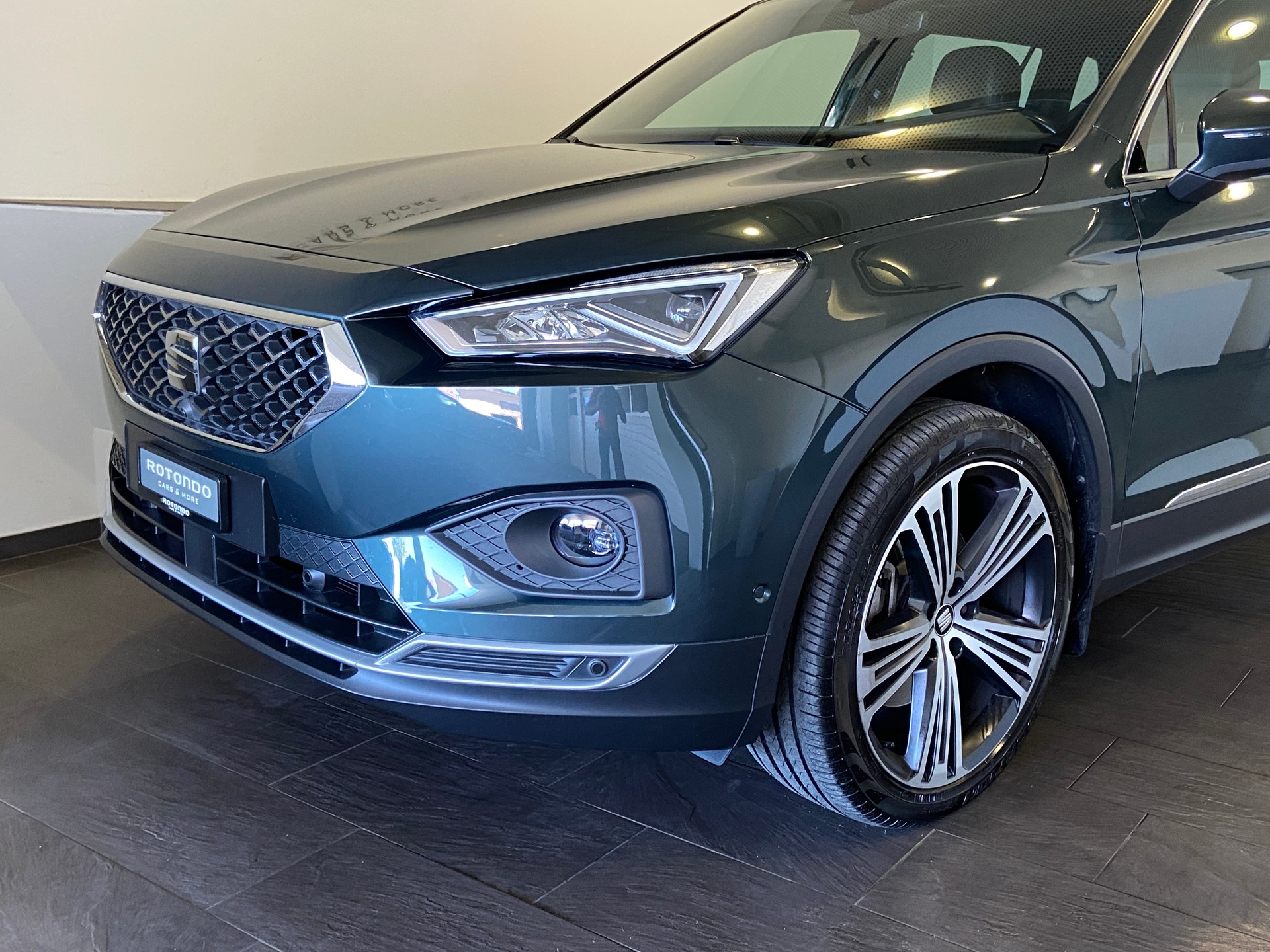 SEAT Tarraco 2.0 TDI CR Xcellence 4Drive DSG - 7-Sitzer-image-2