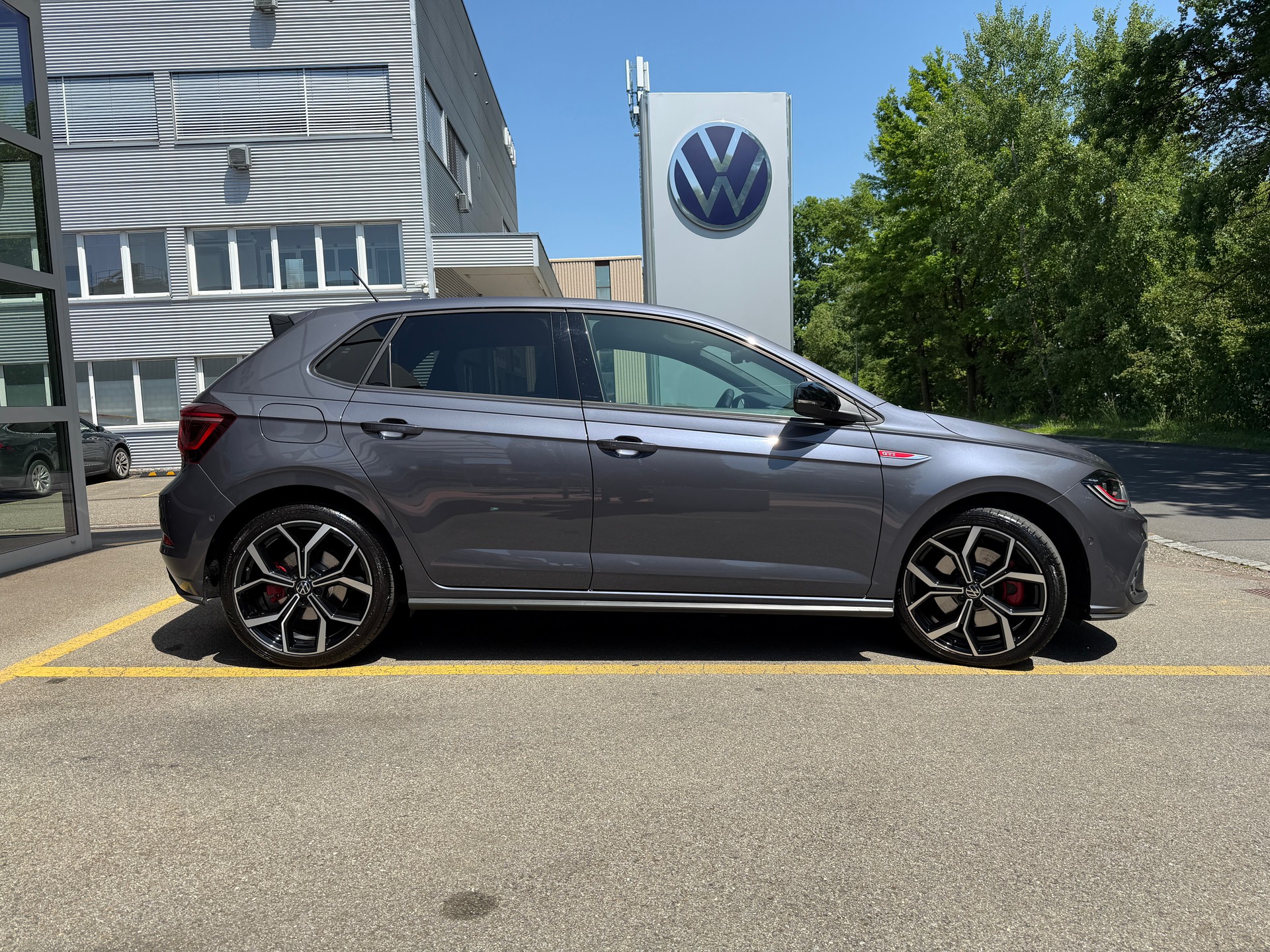 VW Polo 2.0 TSI GTI DSG-image-4