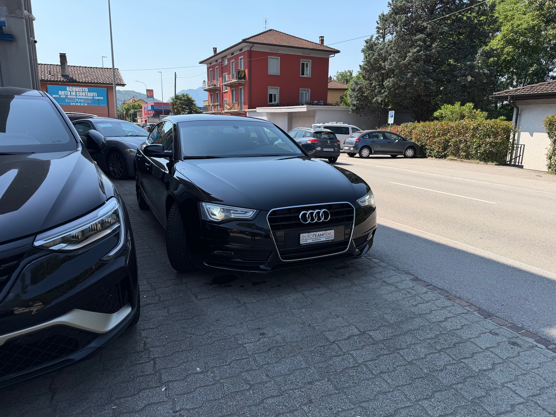 AUDI A5 Sportback 2.0 TDI-image-2