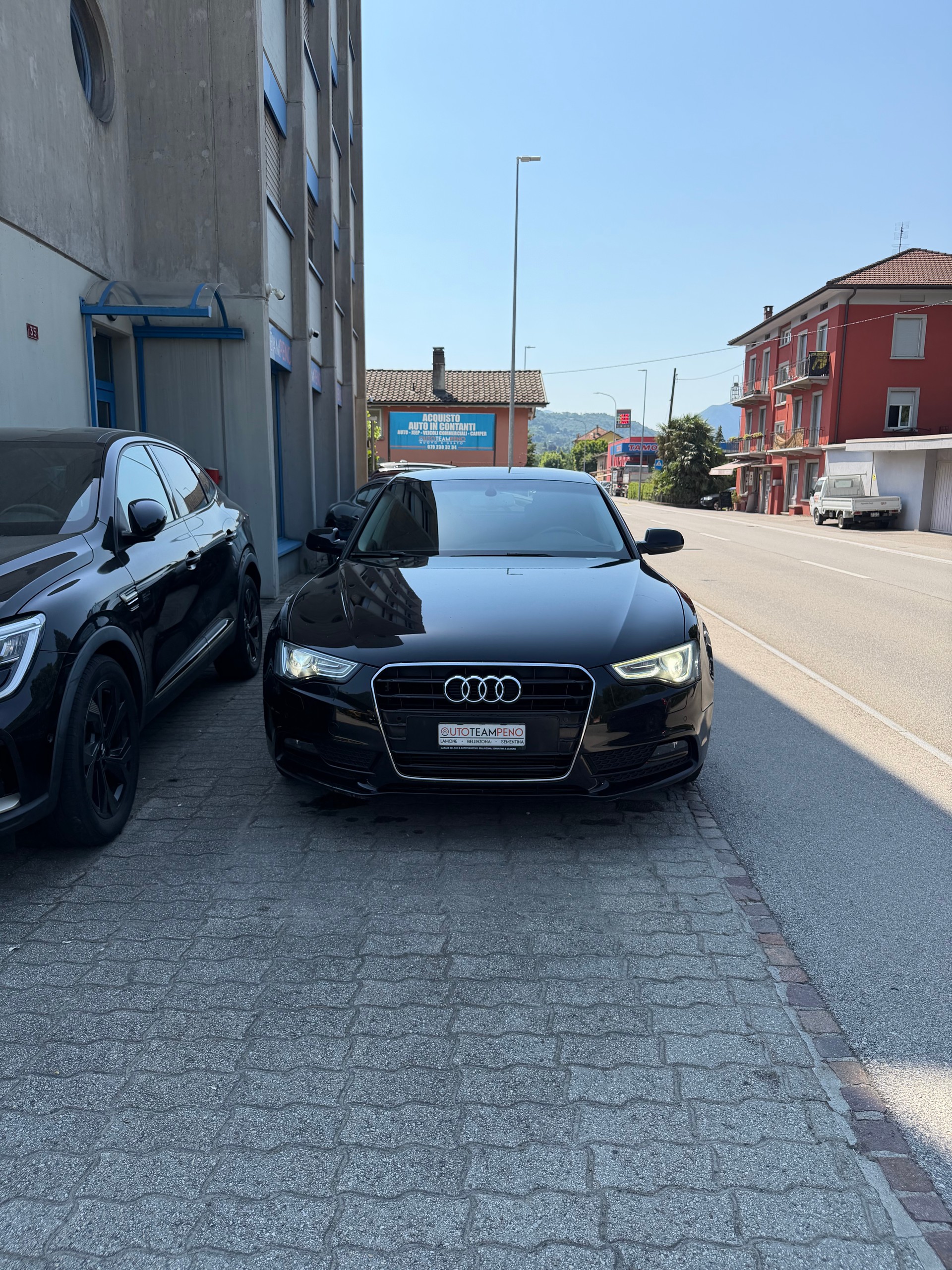 AUDI A5 Sportback 2.0 TDI-image-1
