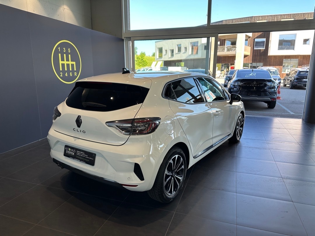 RENAULT Clio 1.0 Techno-image-6